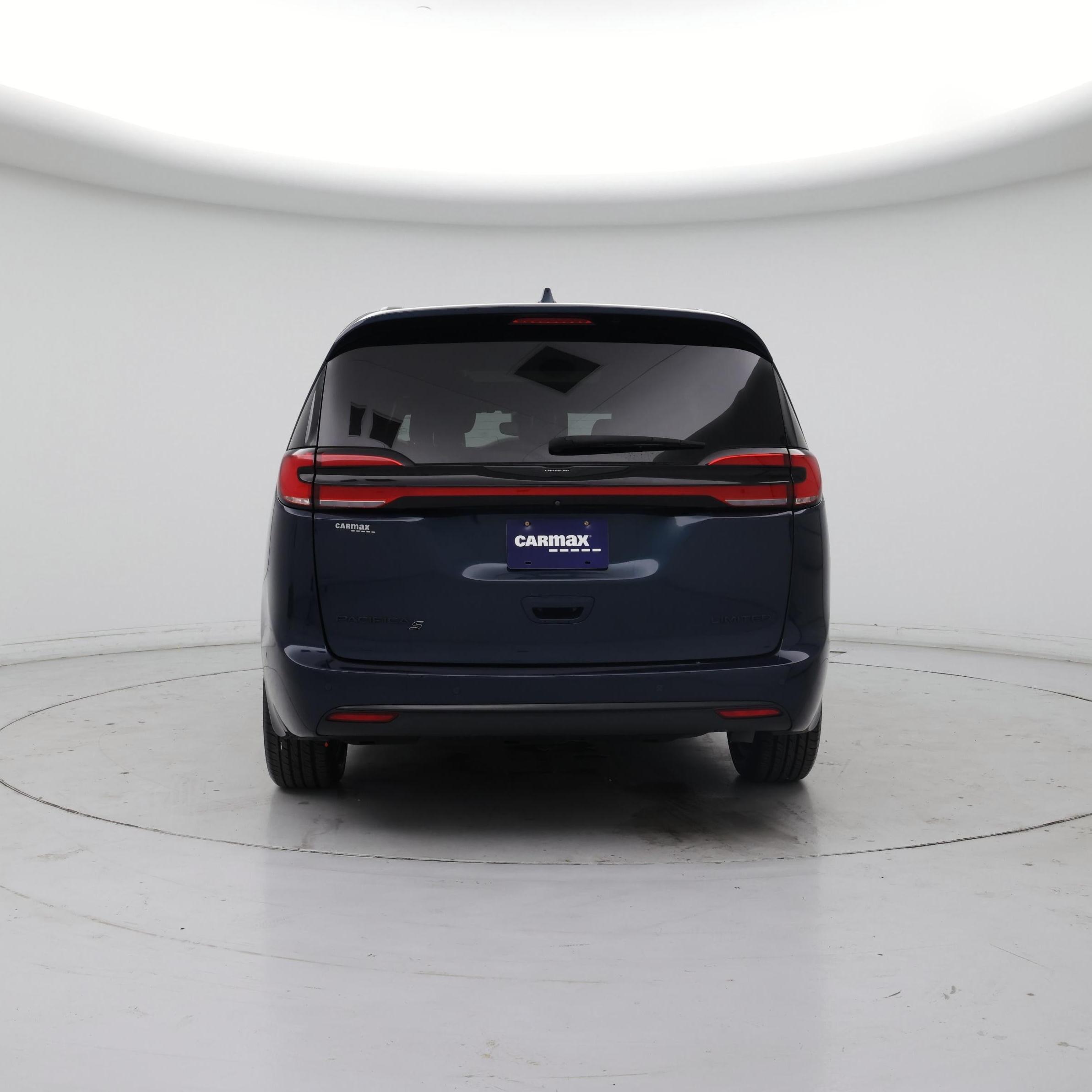 Thumbnail: 2022 Chrysler Pacifica - 6