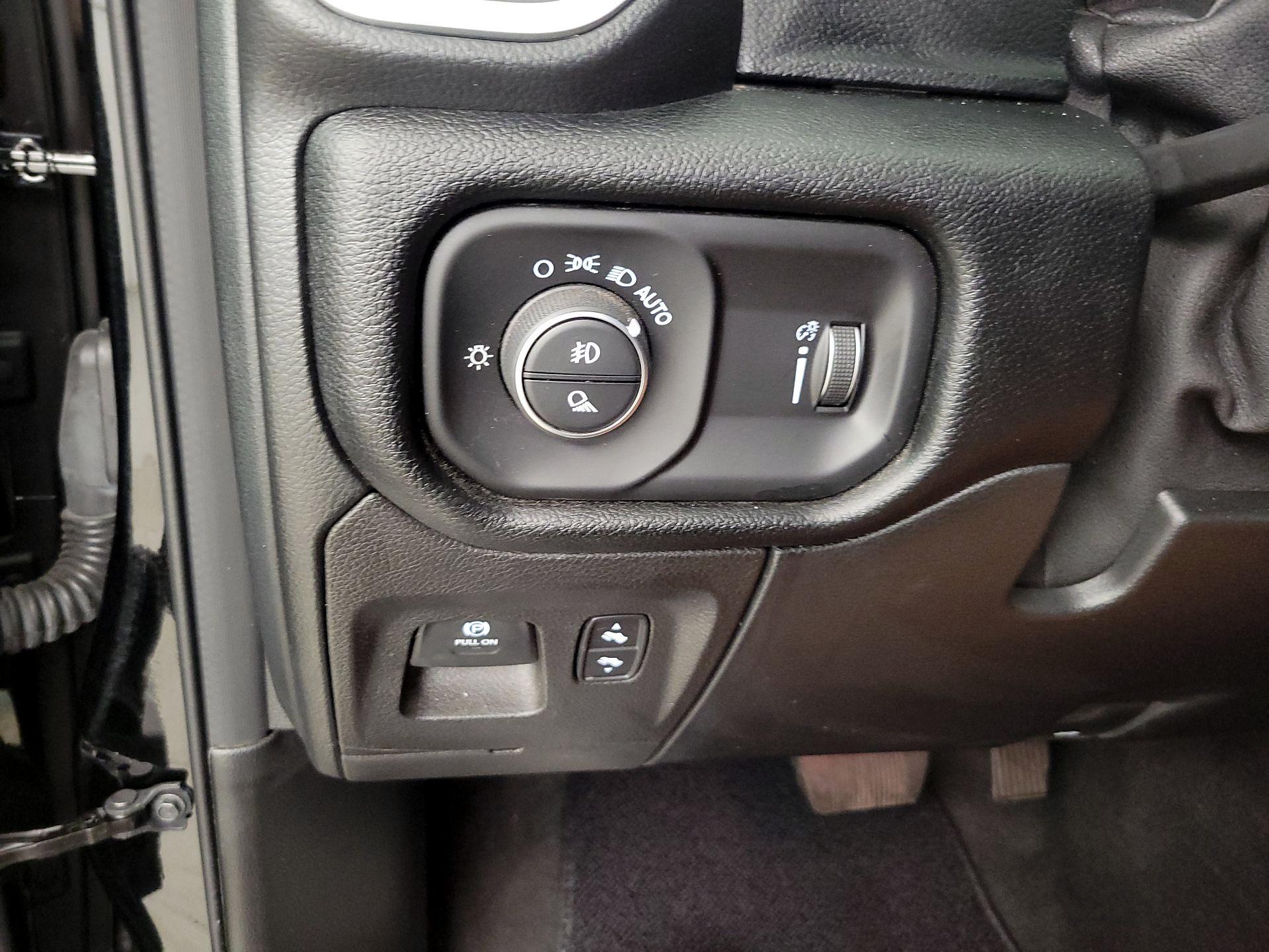 Thumbnail: 2022 RAM 1500 - 13