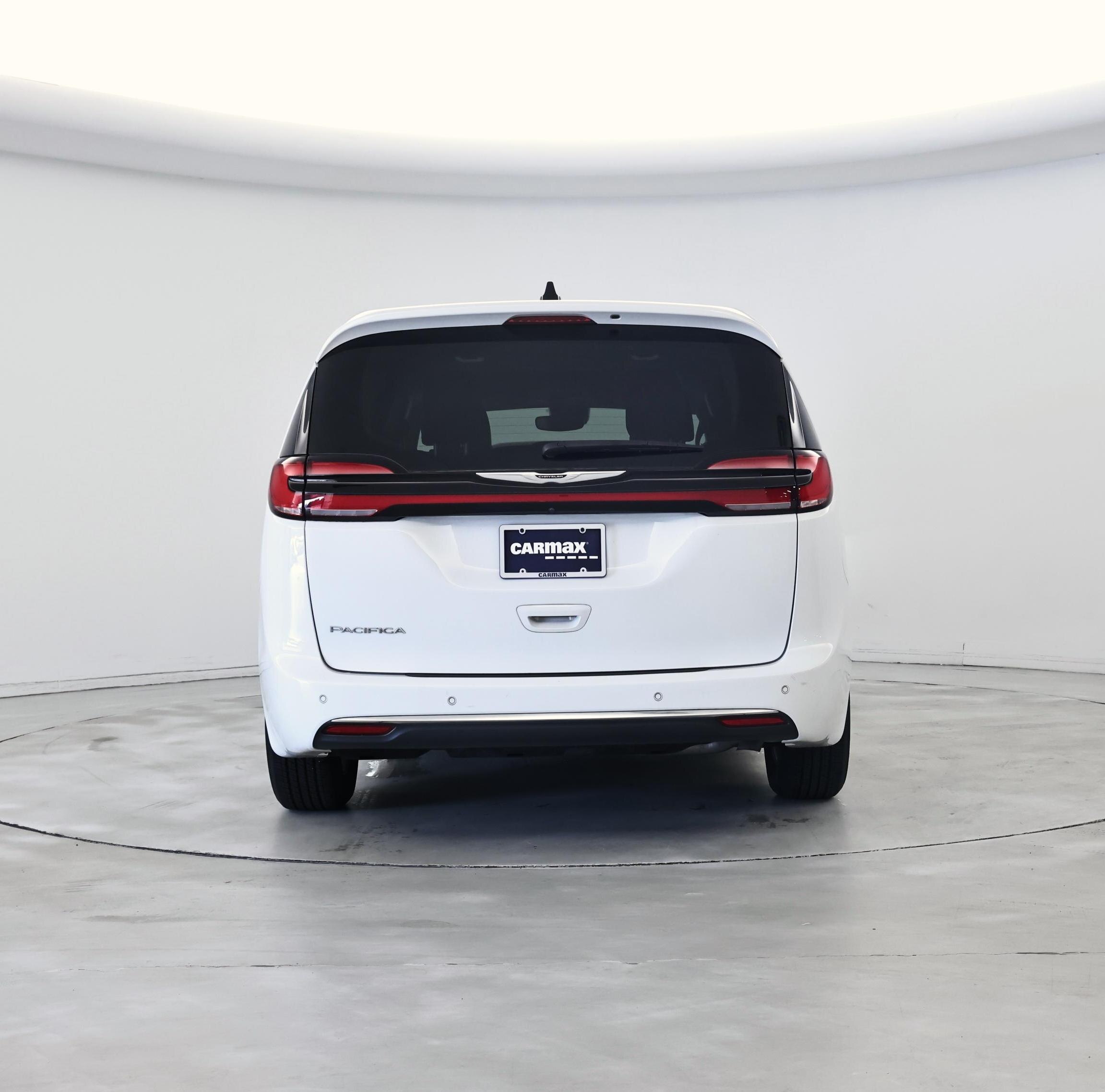Thumbnail: 2023 Chrysler Pacifica - 6