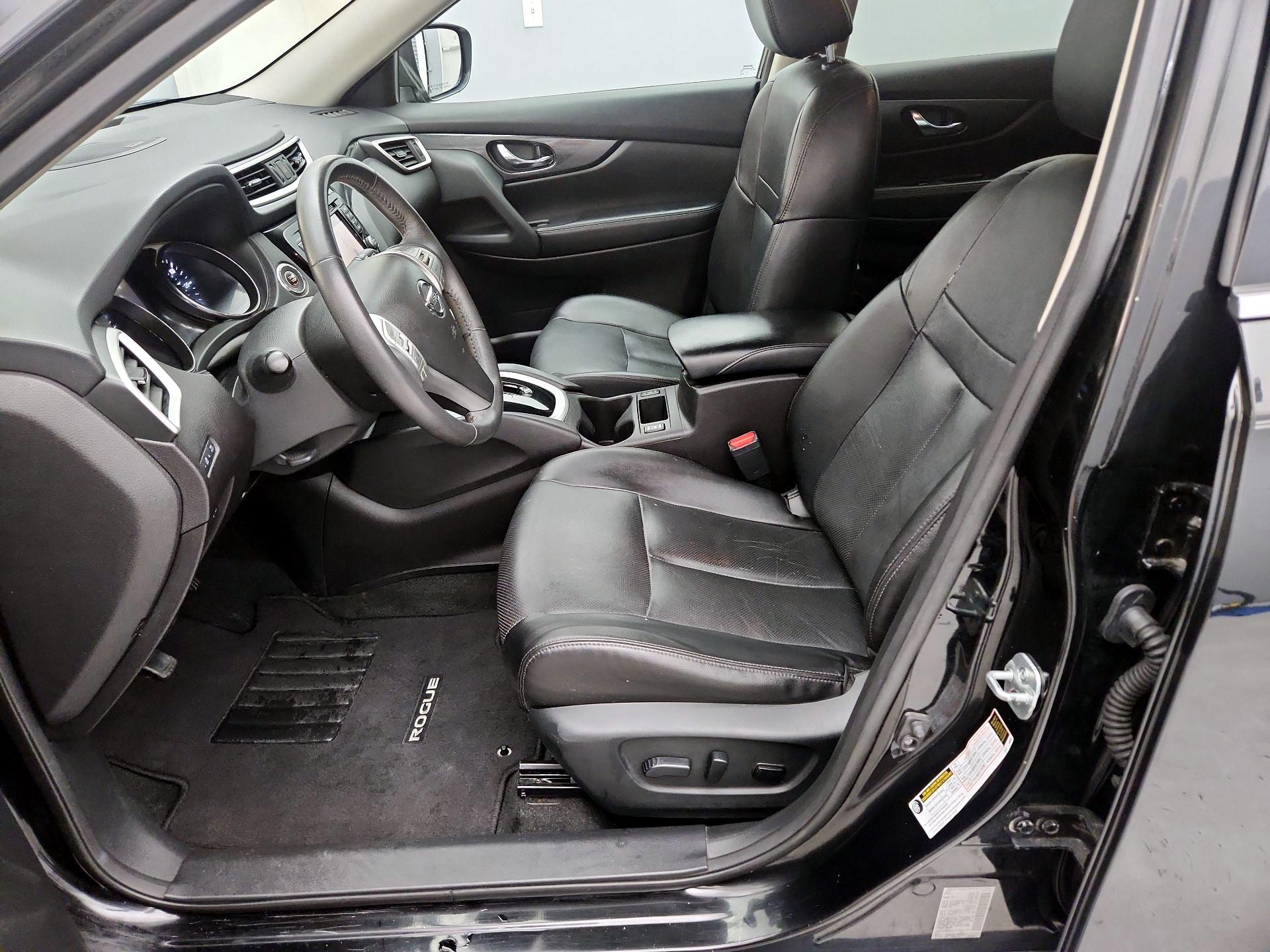Thumbnail: 2016 Nissan Rogue - 11