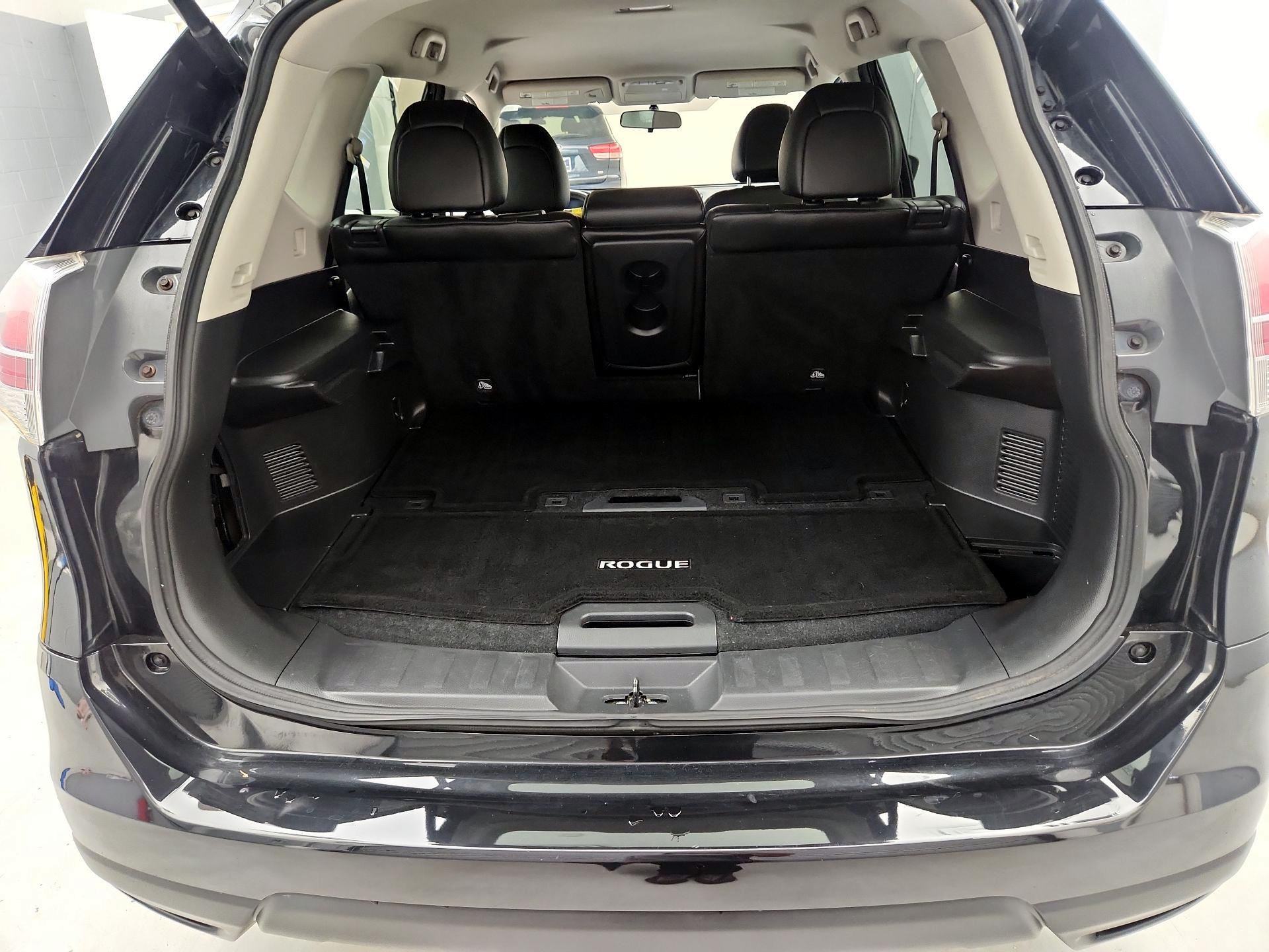 Thumbnail: 2016 Nissan Rogue - 20