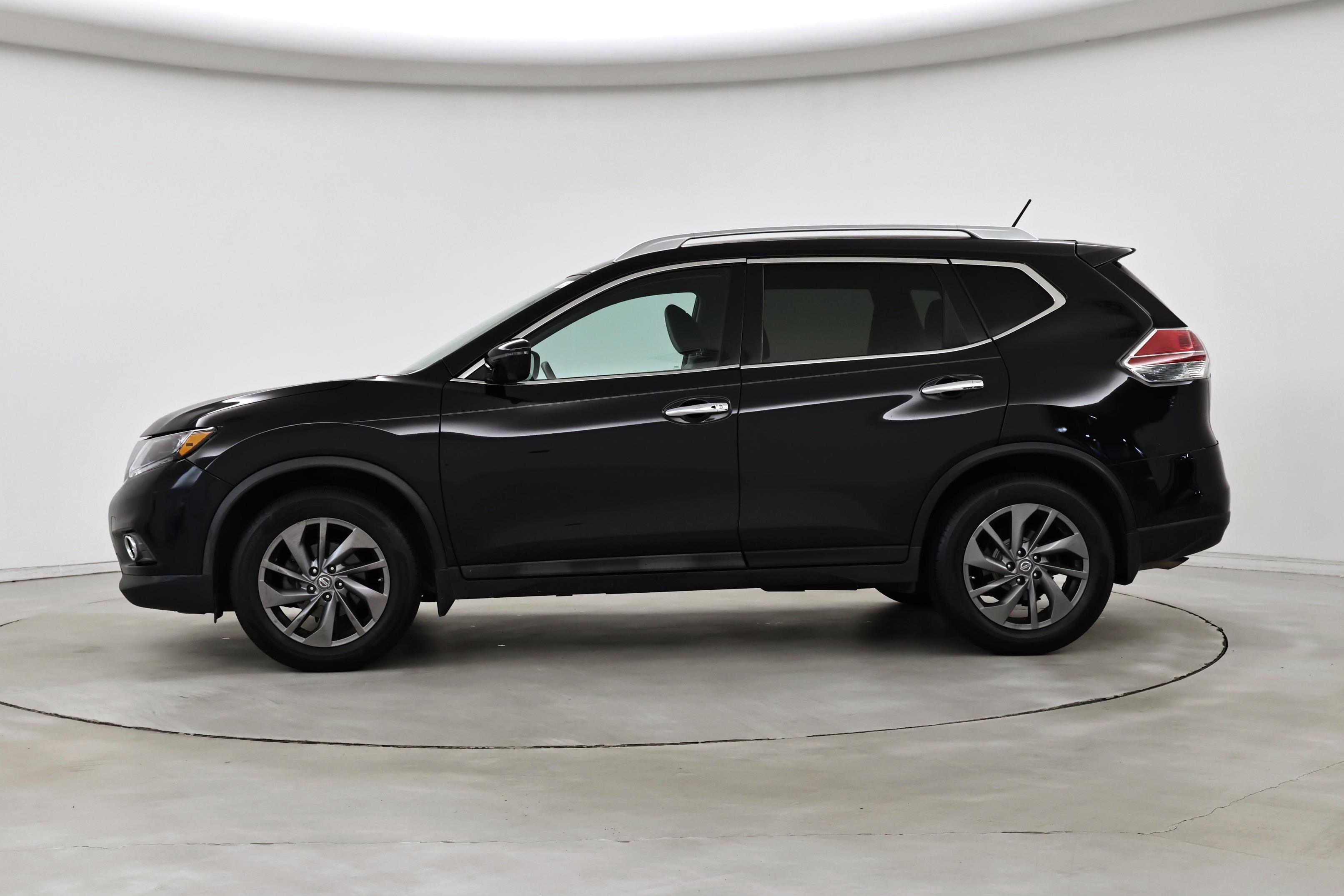 Thumbnail: 2016 Nissan Rogue - 3
