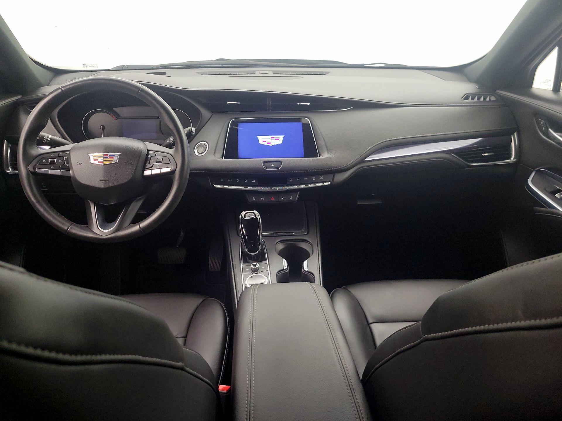Thumbnail: 2023 Cadillac XT4 - 9