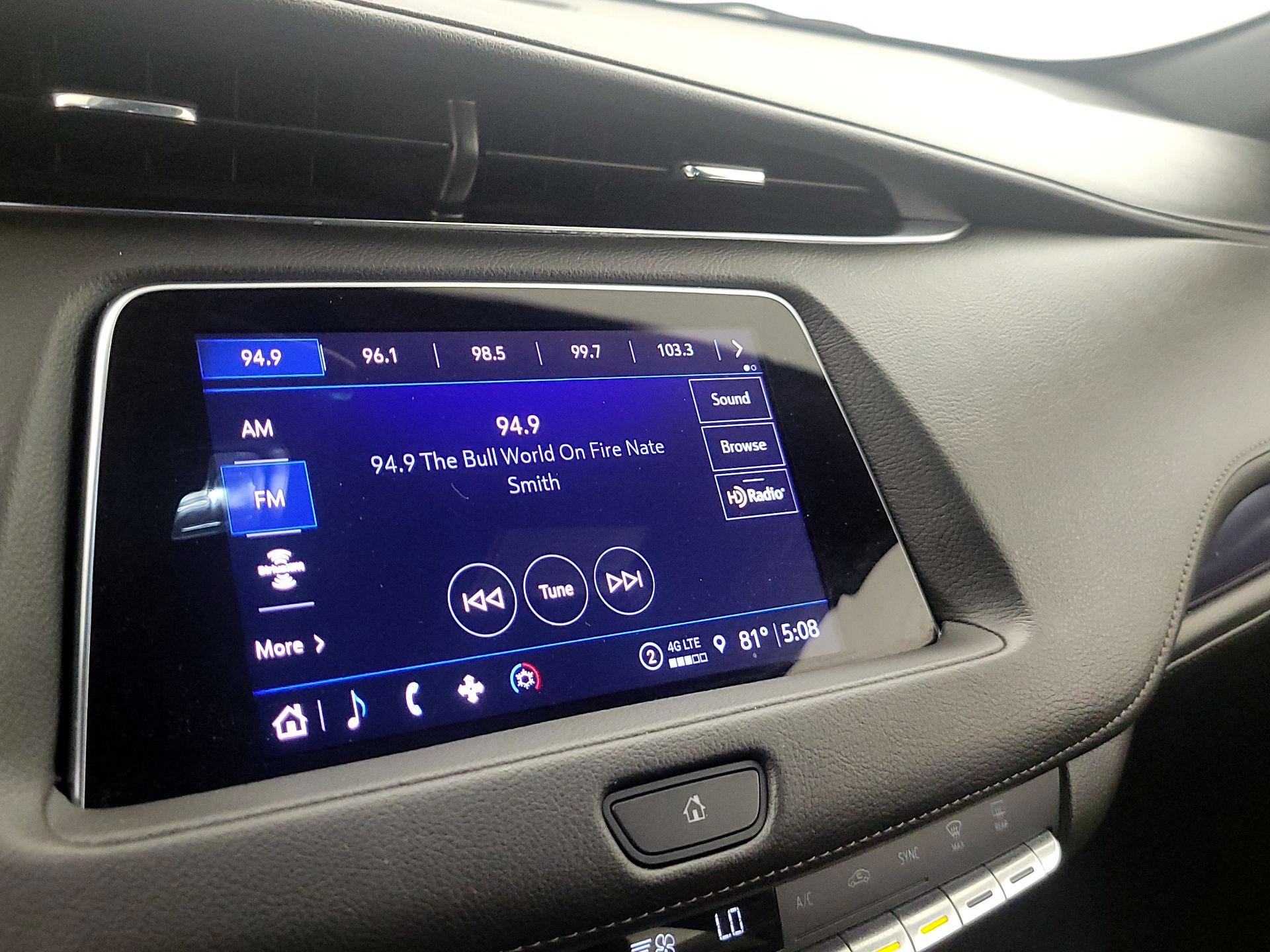 Thumbnail: 2023 Cadillac XT4 - 15