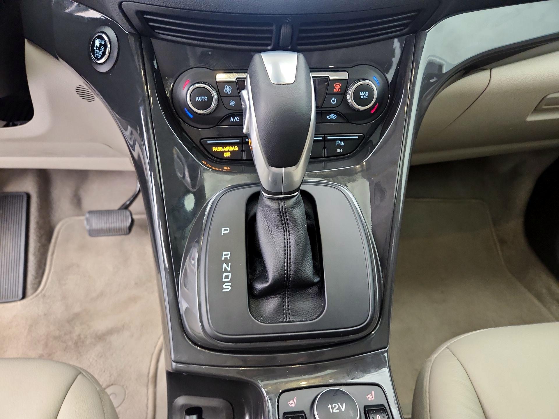 Thumbnail: 2016 Ford Escape - 18
