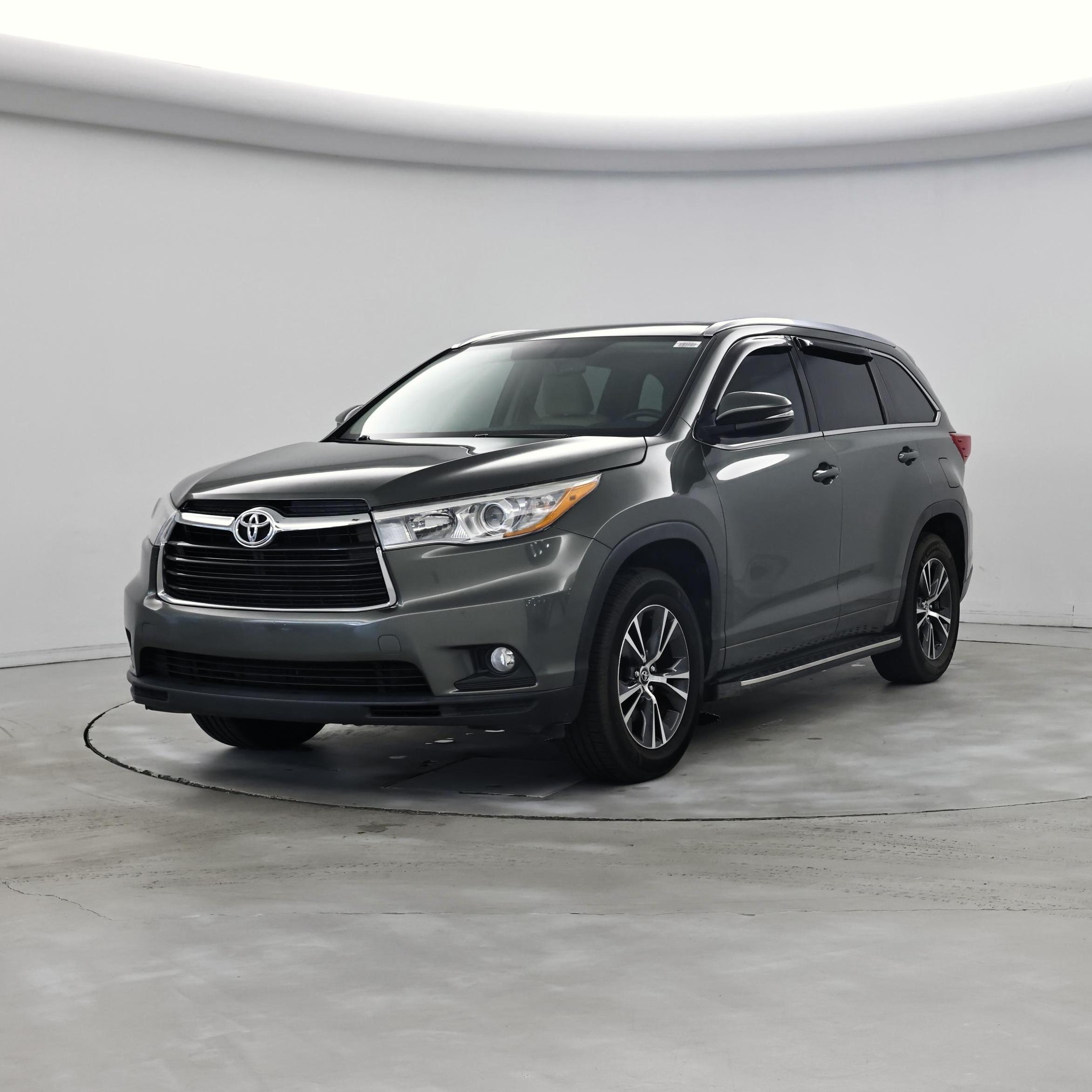 Thumbnail: 2016 Toyota Highlander - 4