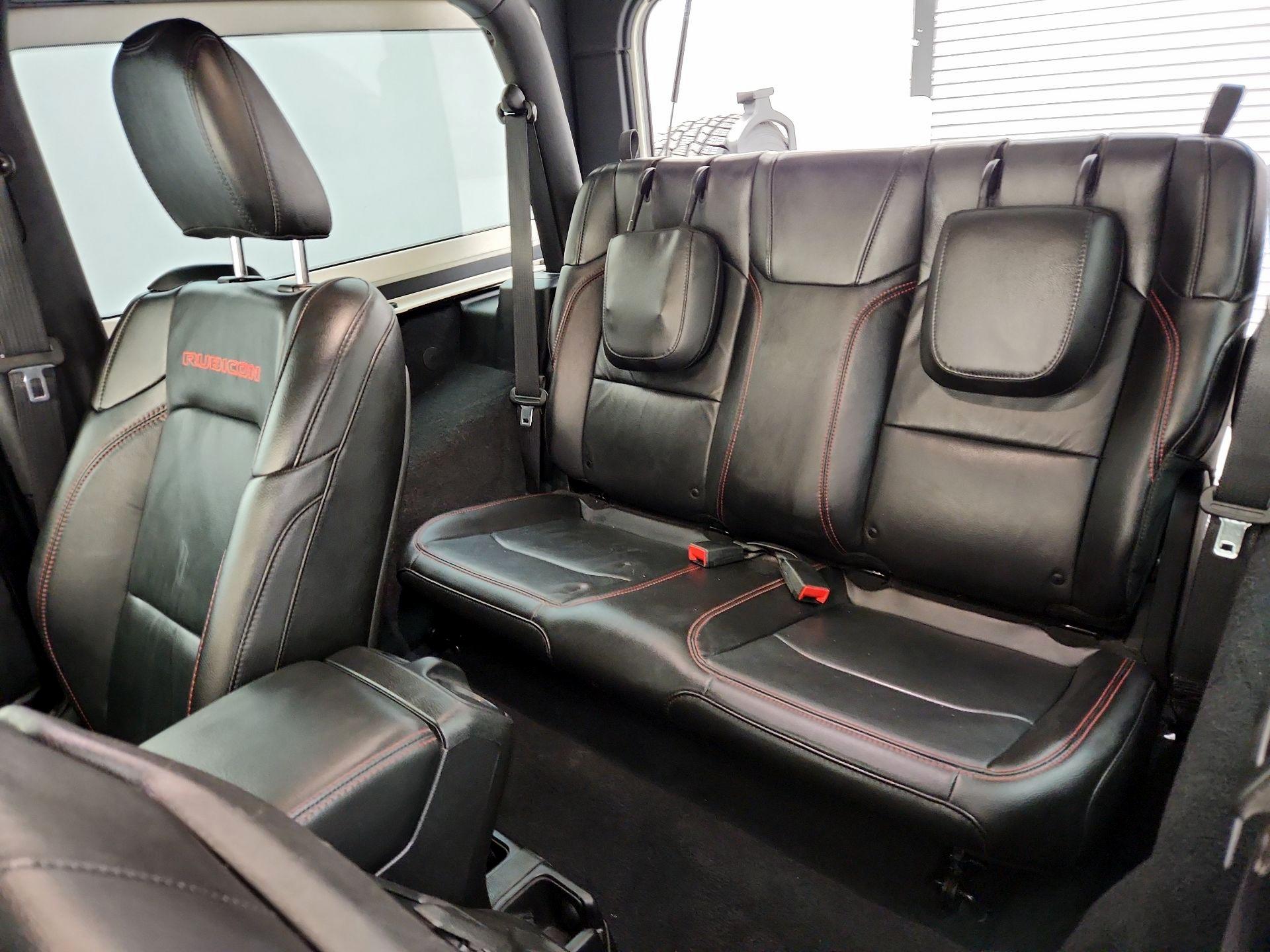 Thumbnail: 2019 Jeep Wrangler - 20