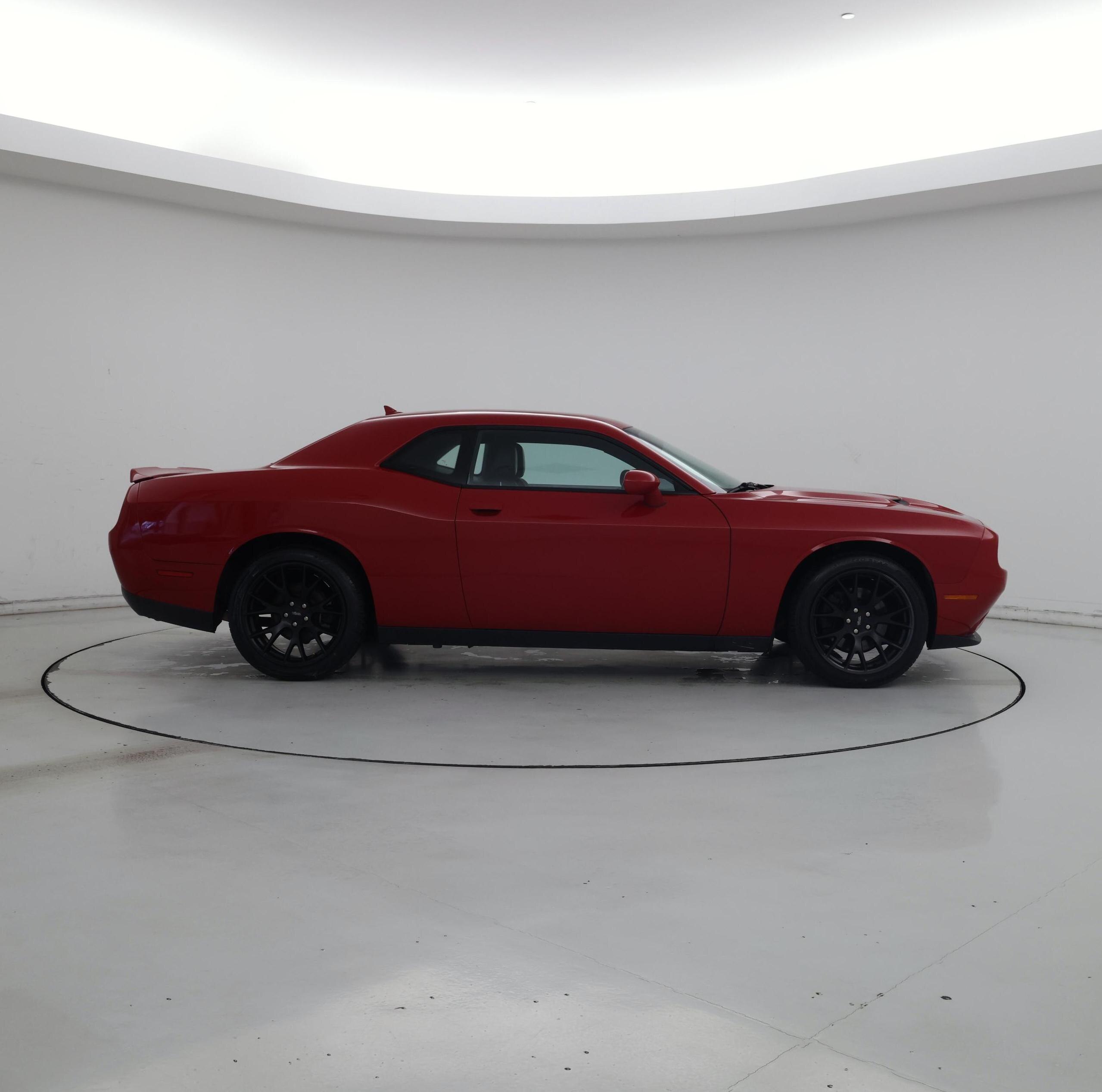 Thumbnail: 2017 Dodge Challenger - 7