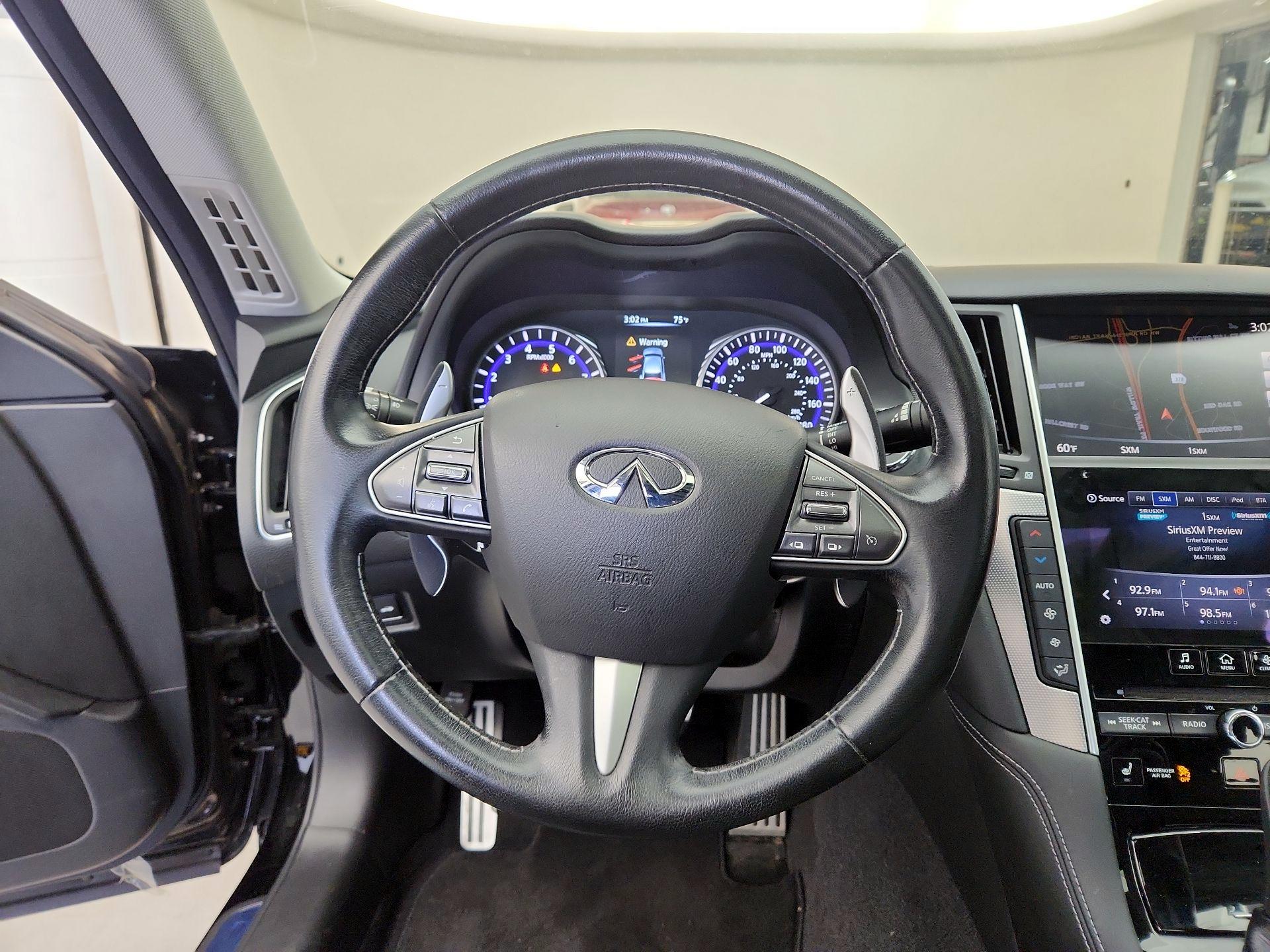 Thumbnail: 2015 INFINITI Q50 - 10