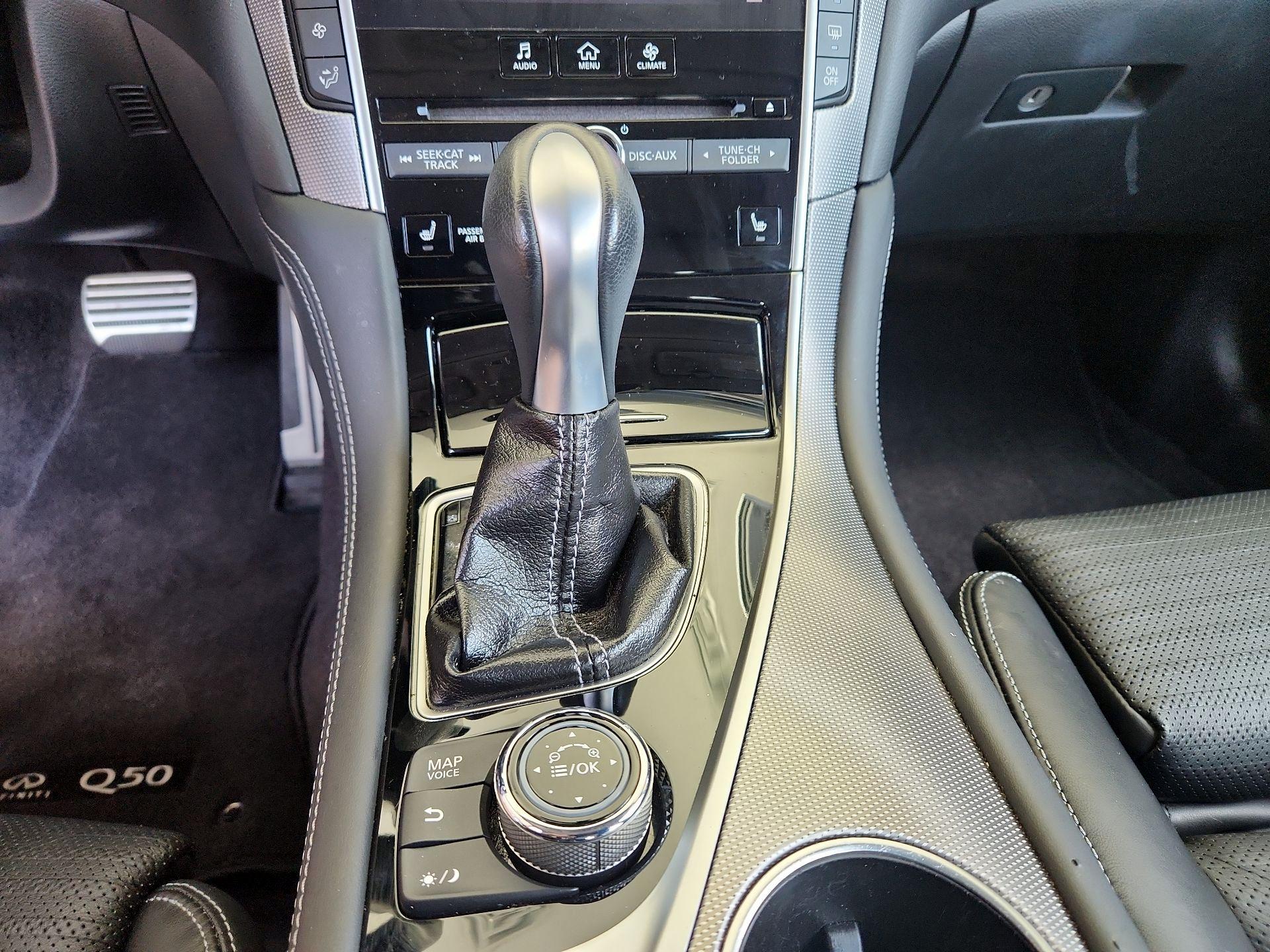 Thumbnail: 2015 INFINITI Q50 - 18