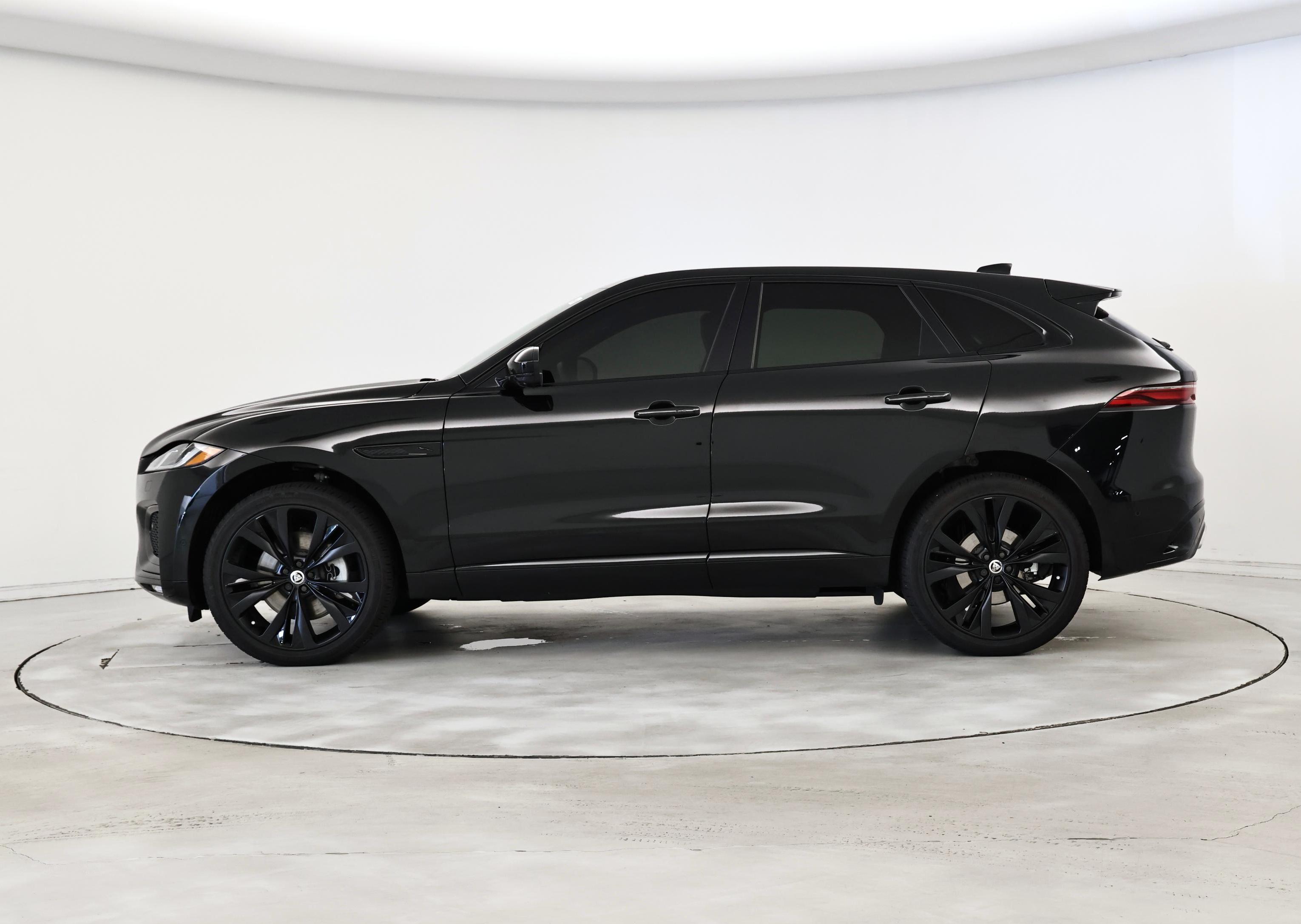 Thumbnail: 2025 Jaguar F-Pace - 3