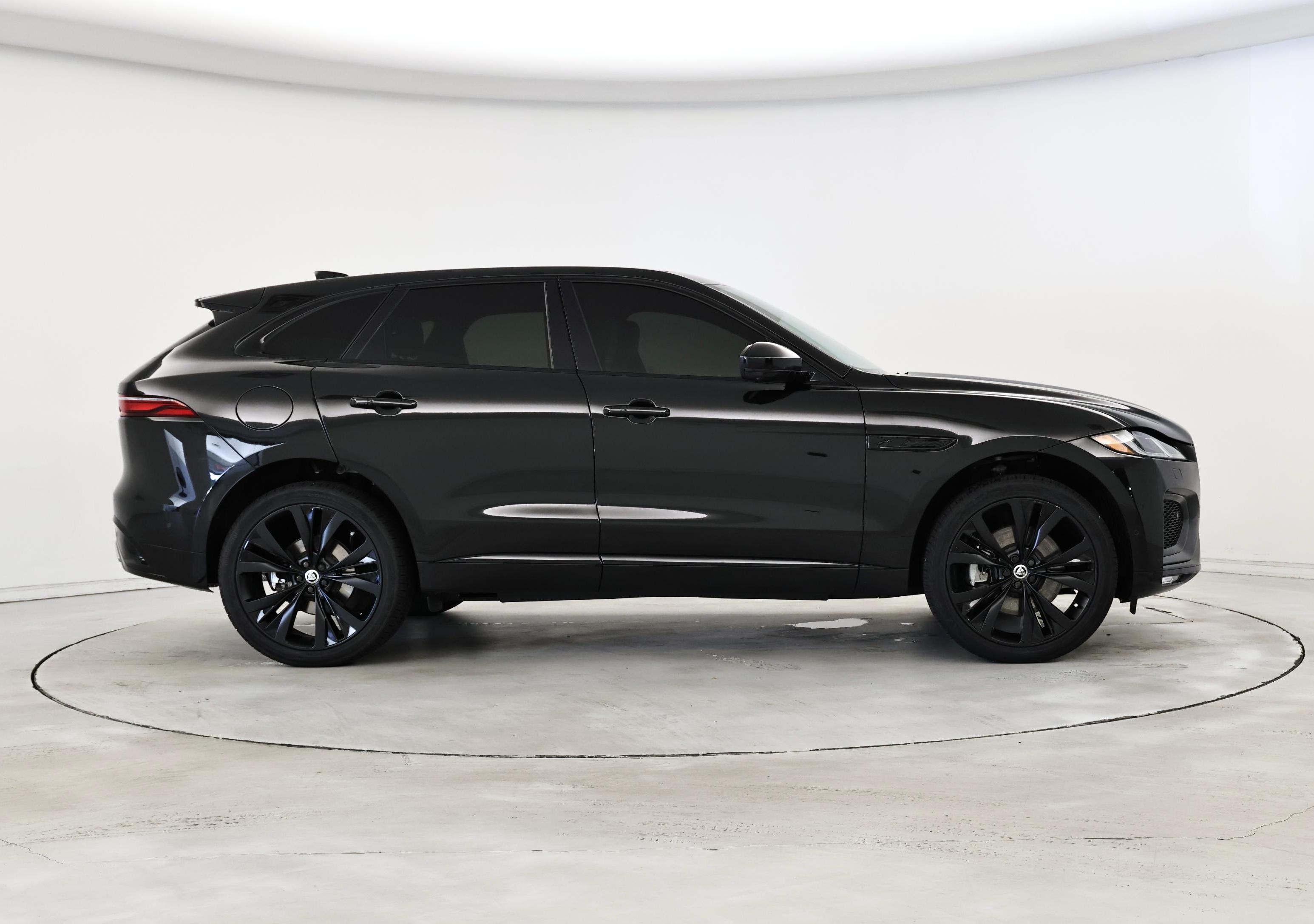 Thumbnail: 2025 Jaguar F-Pace - 7