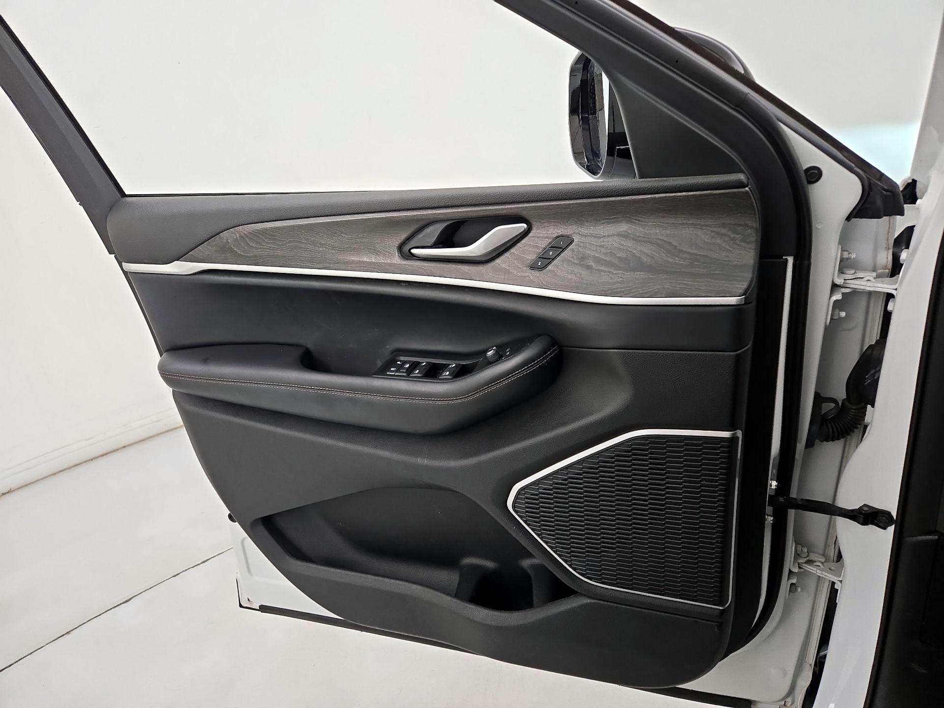 Thumbnail: 2021 Jeep Grand Cherokee L - 12