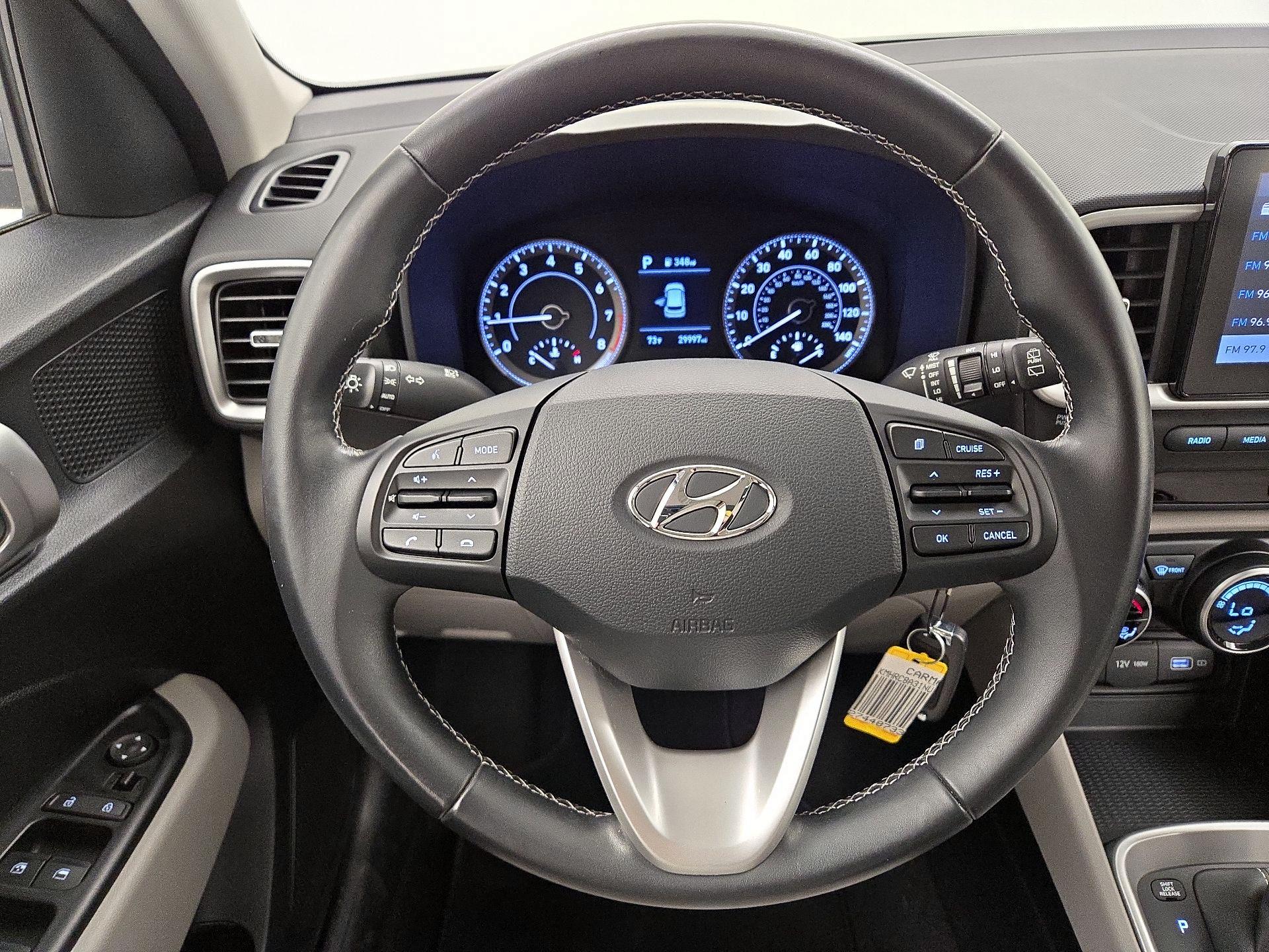 Thumbnail: 2022 Hyundai Venue - 10