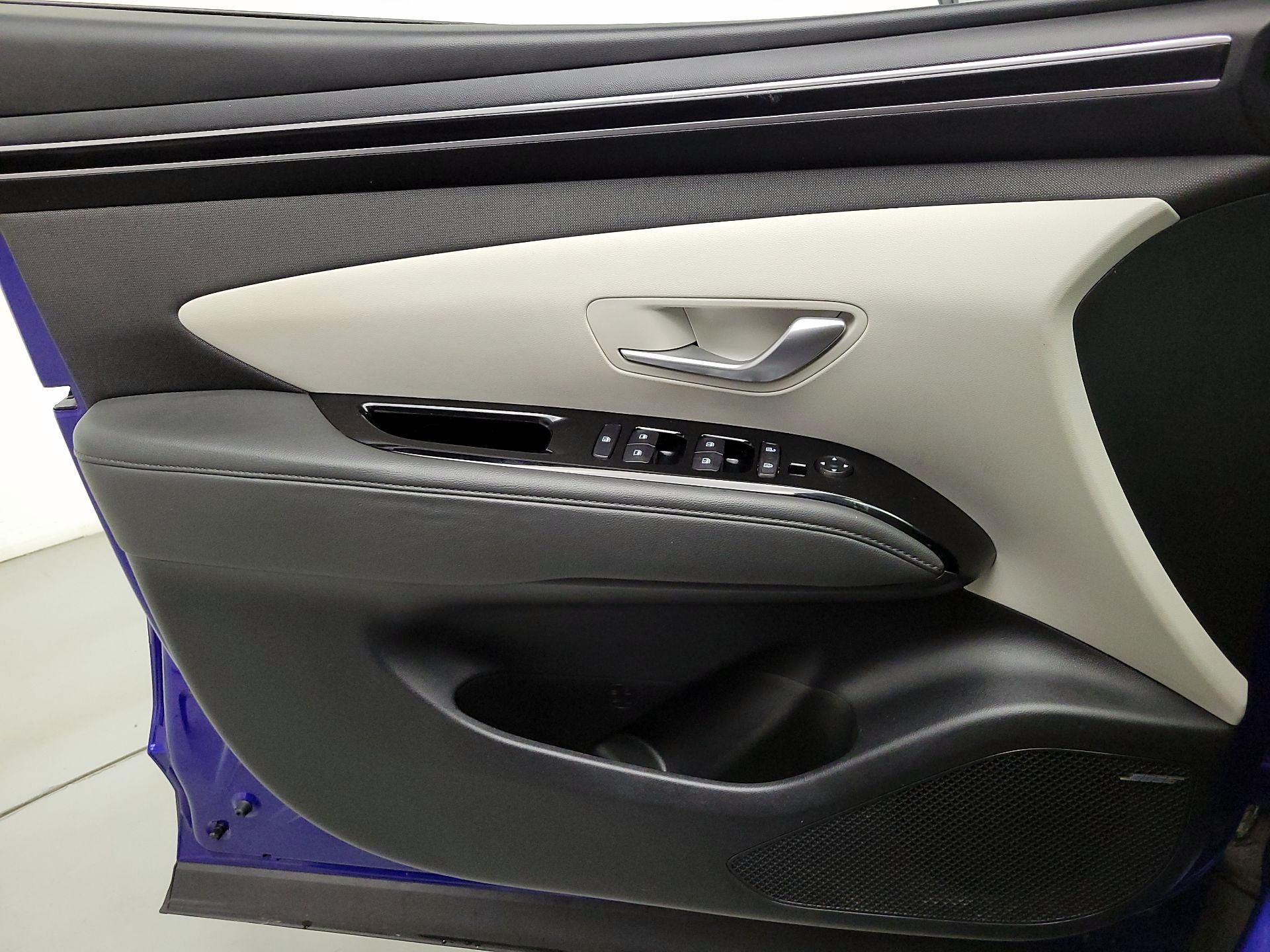 Thumbnail: 2022 Hyundai Tucson - 12