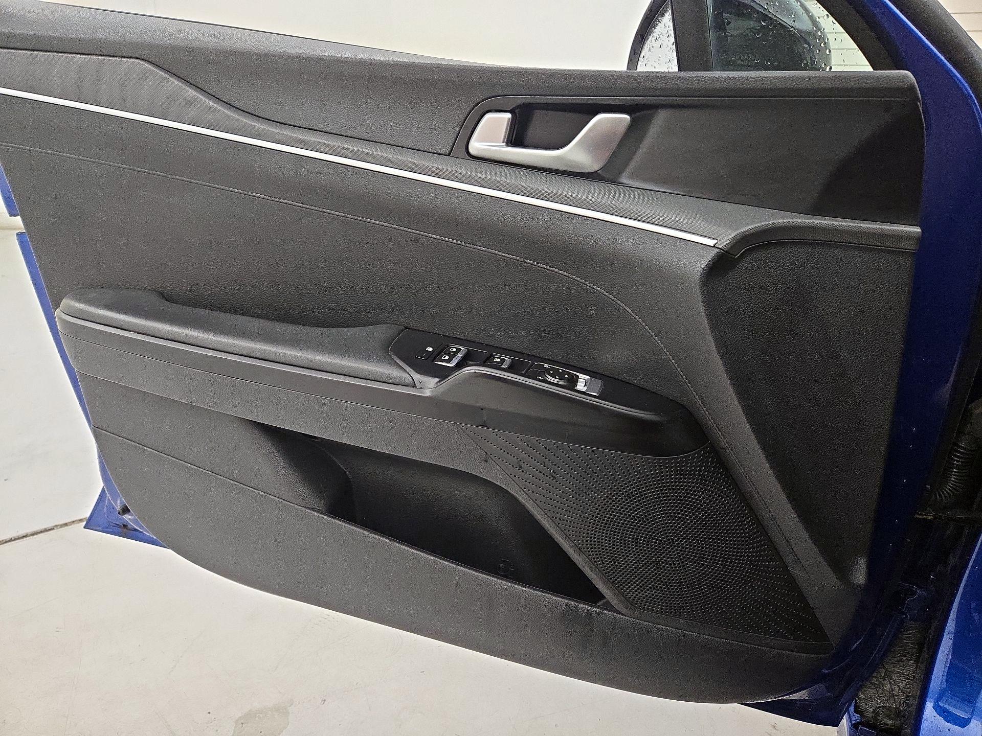 Thumbnail: 2022 Kia K5 - 12