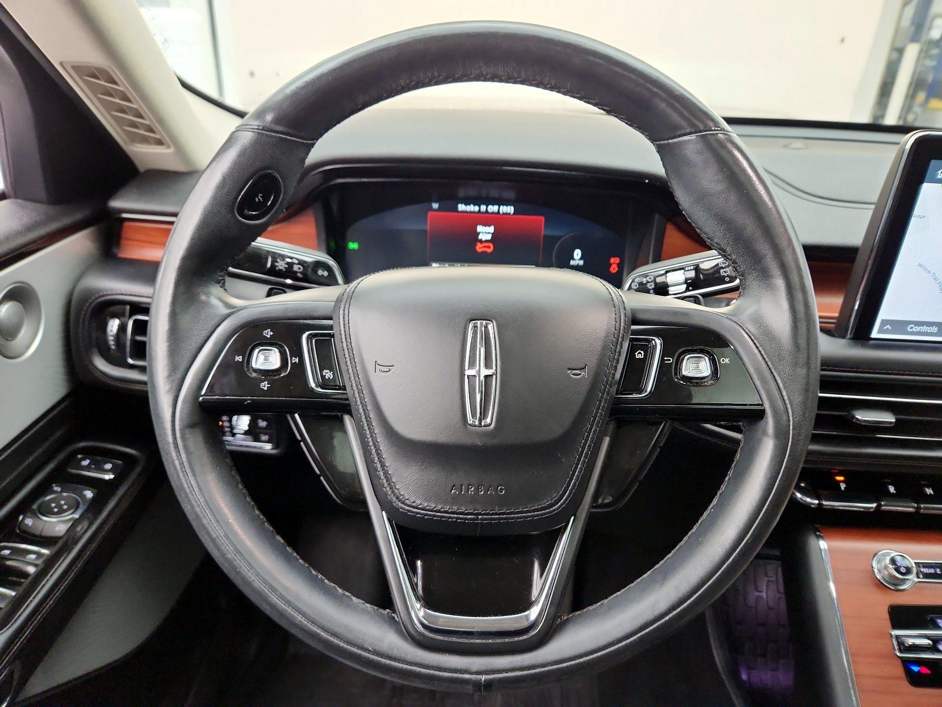 Thumbnail: 2021 Lincoln Aviator - 10