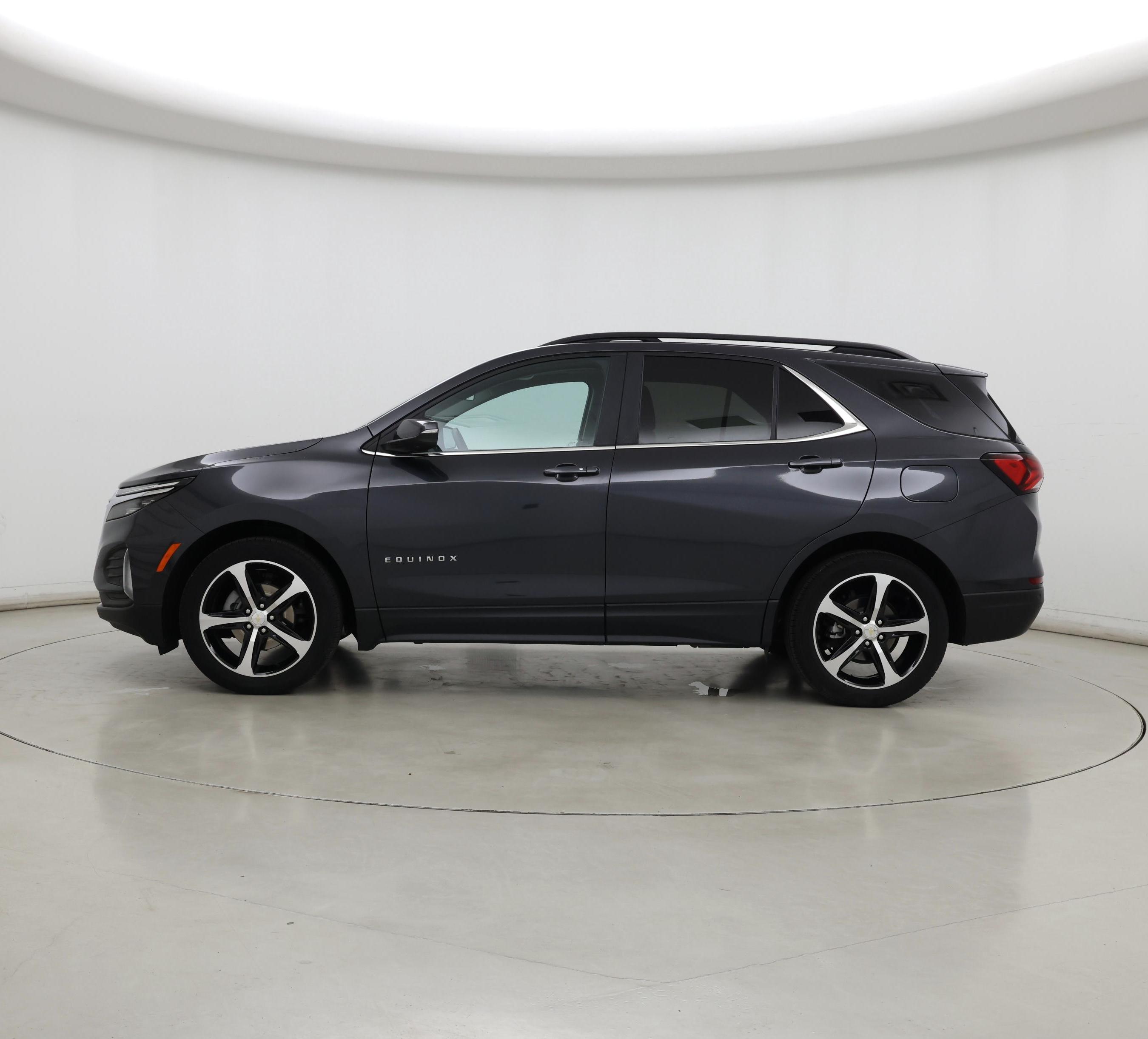 Thumbnail: 2022 Chevrolet Equinox - 3