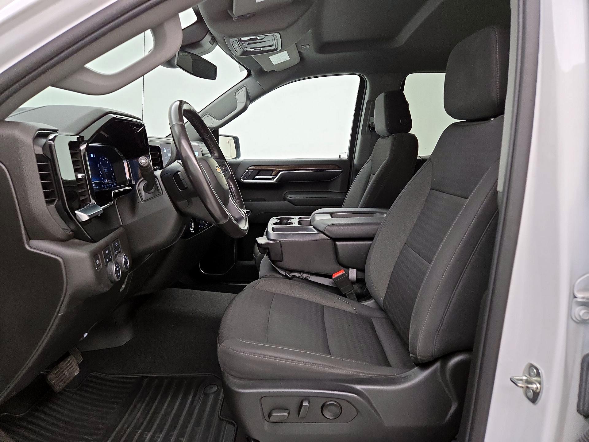 Thumbnail: 2022 Chevrolet Silverado 1500 - 11
