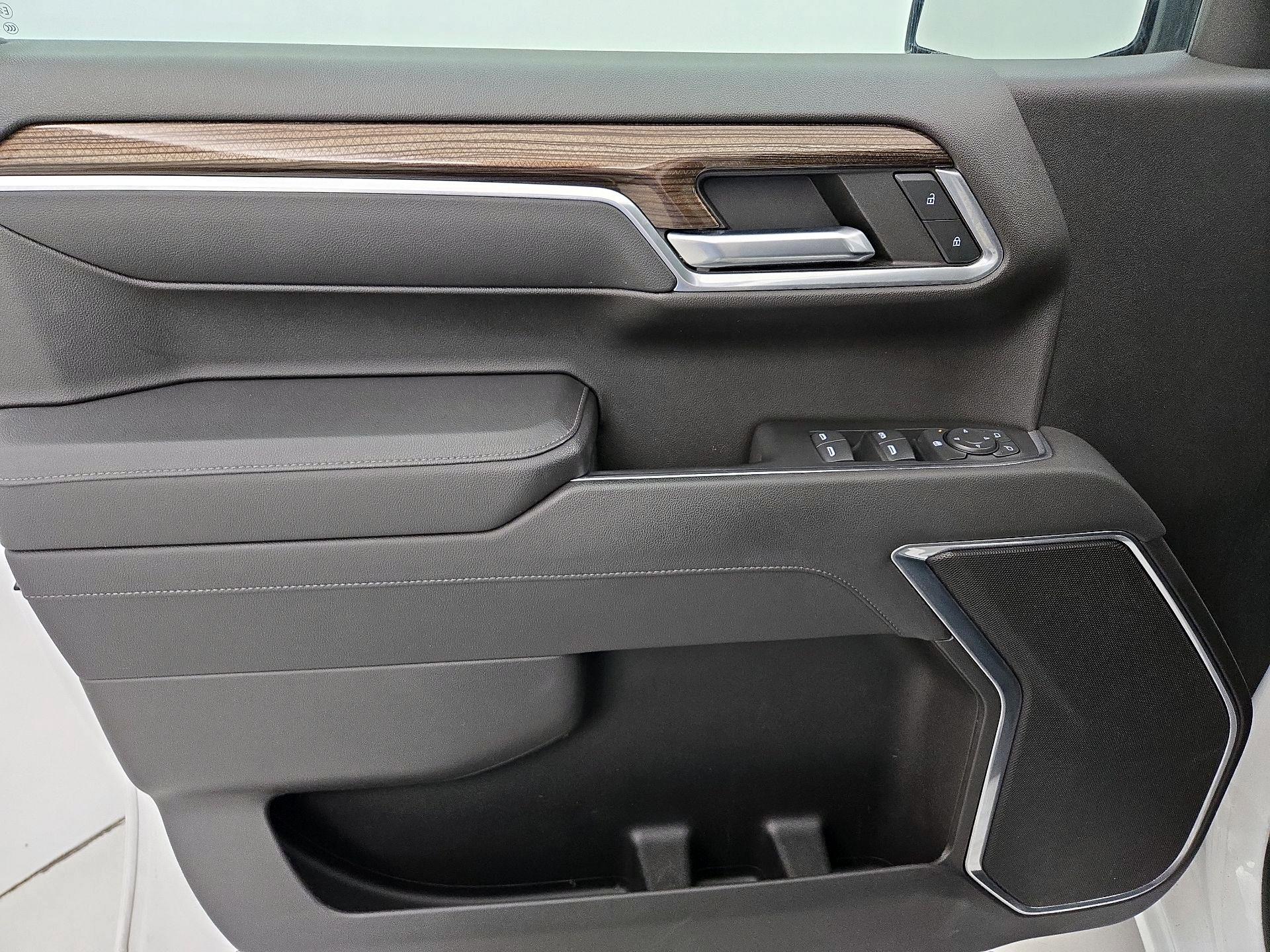 Thumbnail: 2022 Chevrolet Silverado 1500 - 12