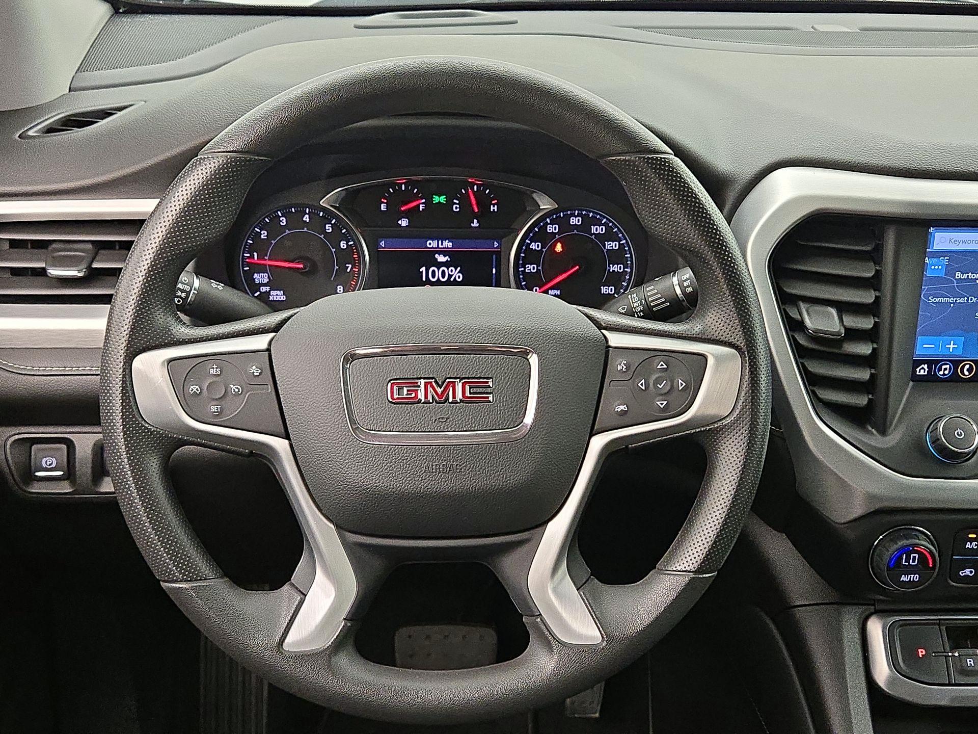 Thumbnail: 2022 GMC Acadia - 10