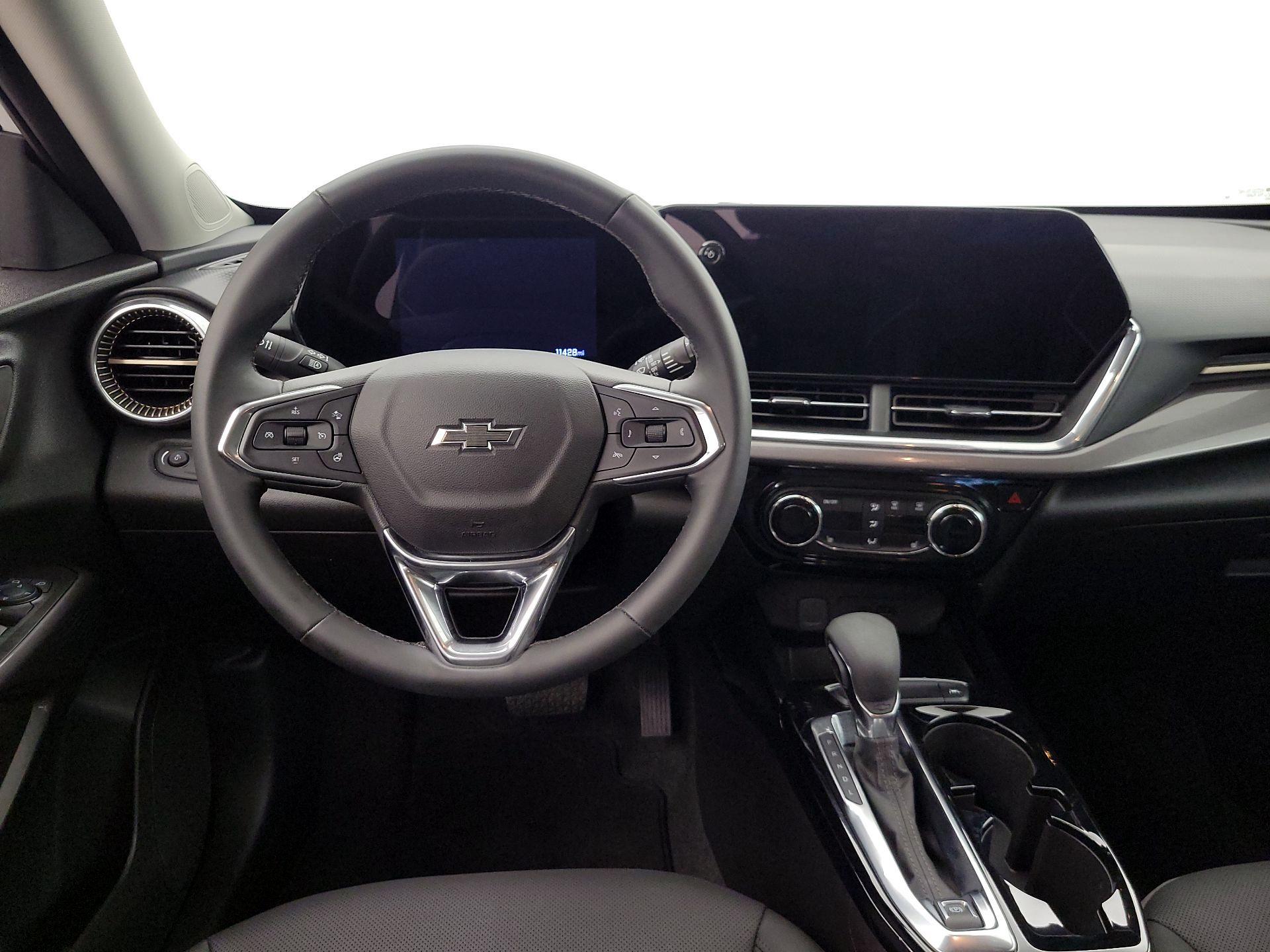 Thumbnail: 2025 Chevrolet Trax - 10
