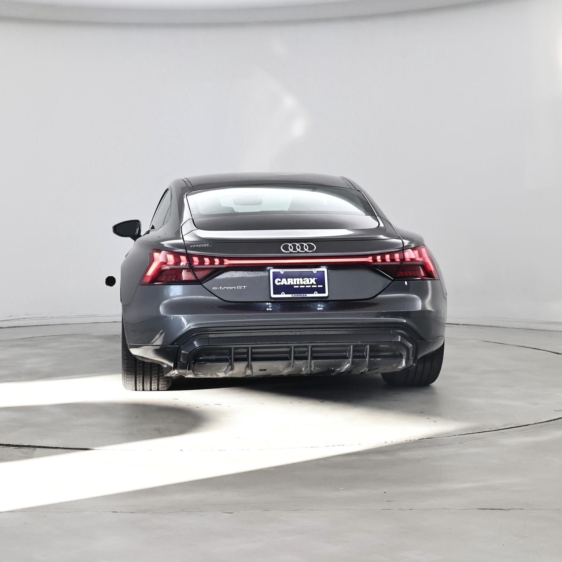 Thumbnail: 2022 Audi e-tron GT - 6