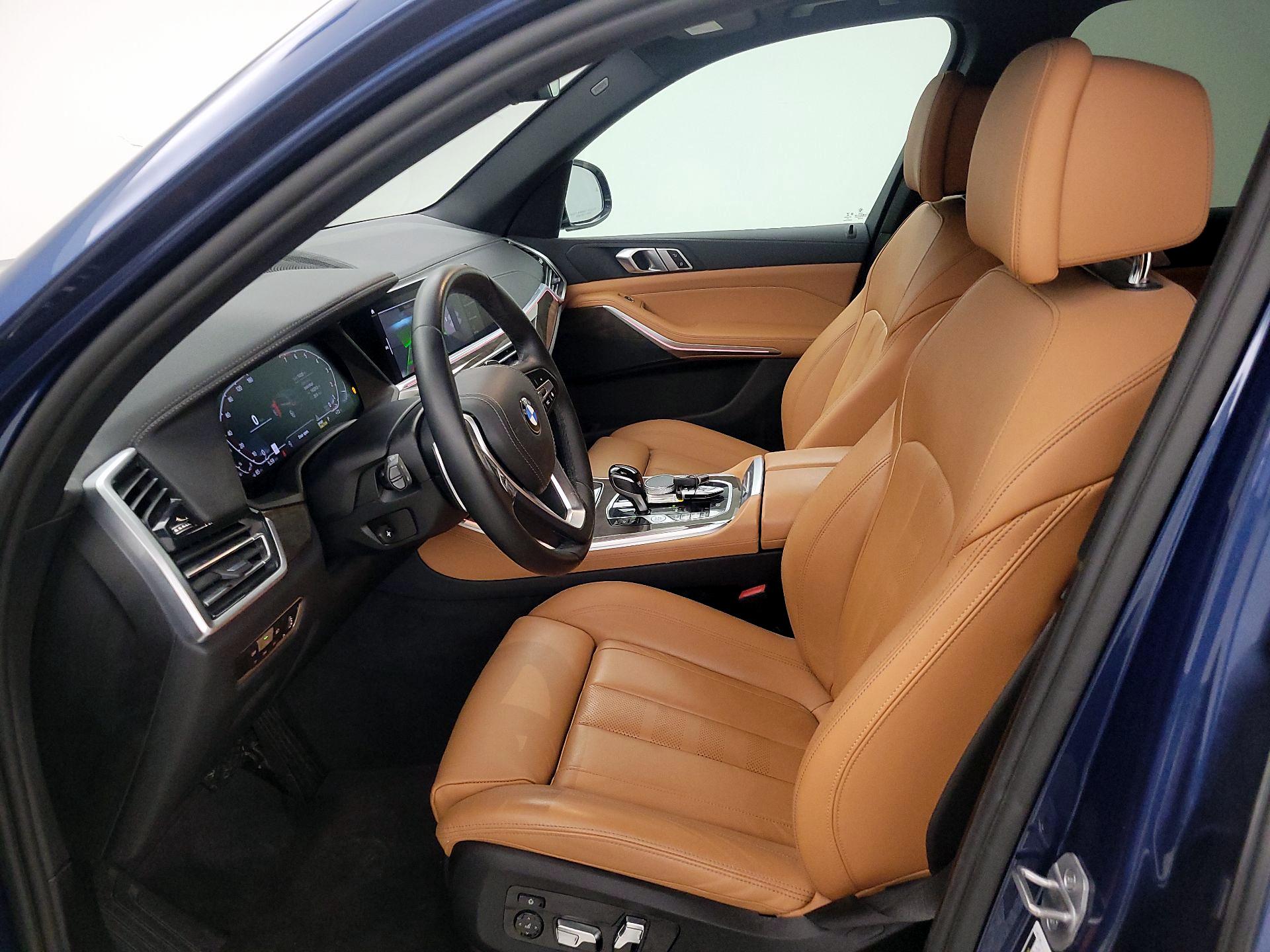 Thumbnail: 2022 BMW X5 - 11
