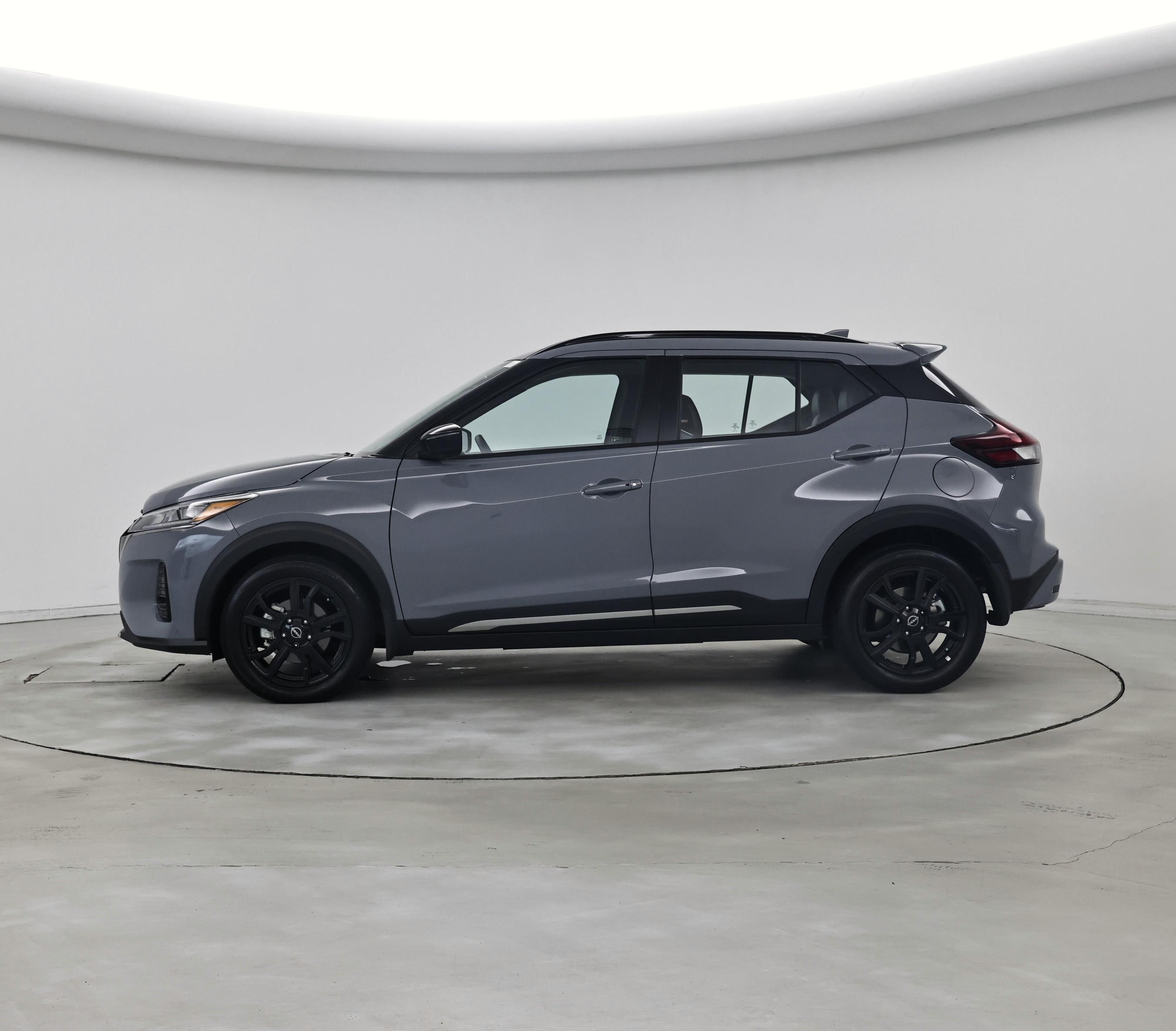 Thumbnail: 2024 Nissan Kicks - 3