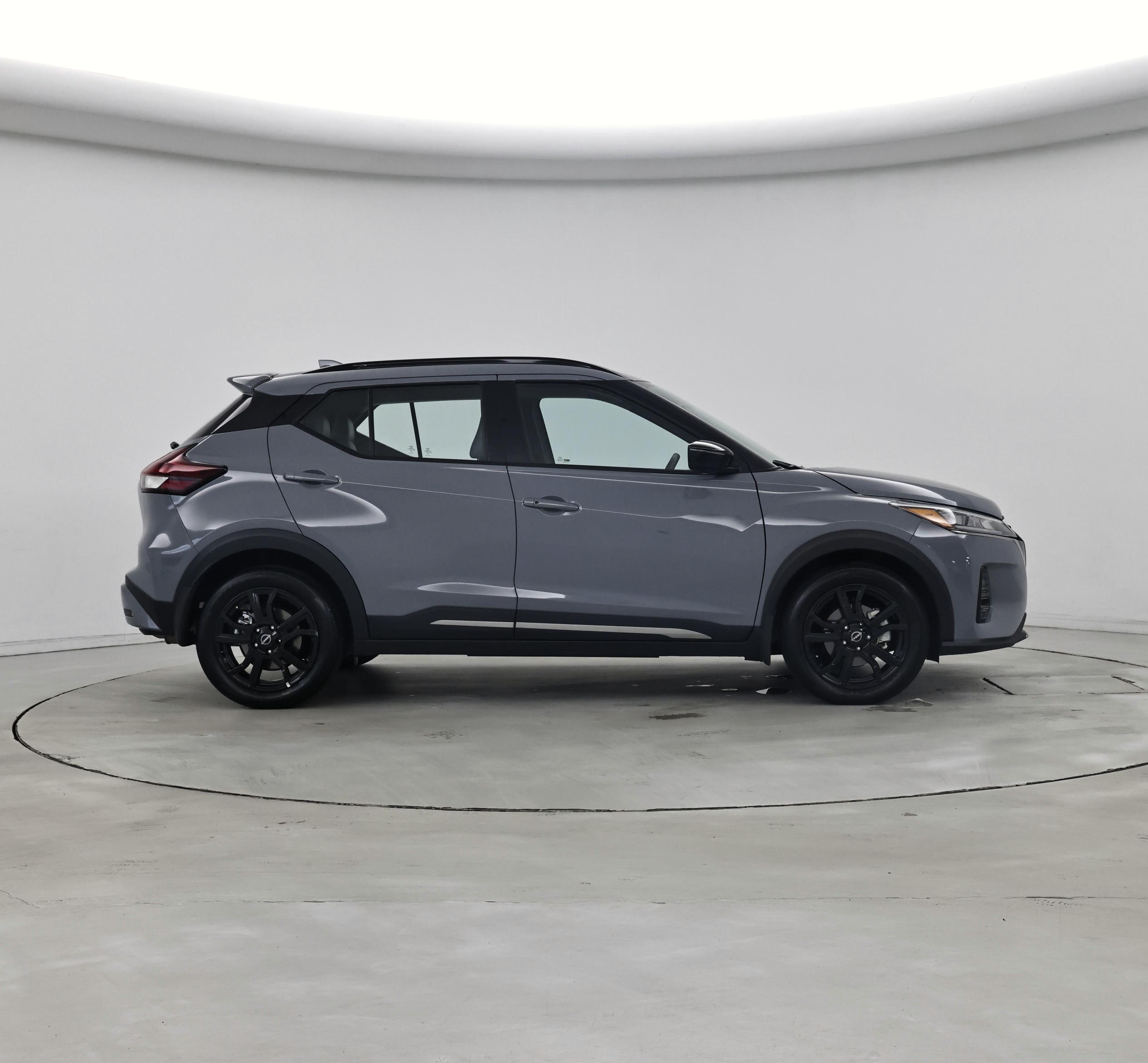 Thumbnail: 2024 Nissan Kicks - 7