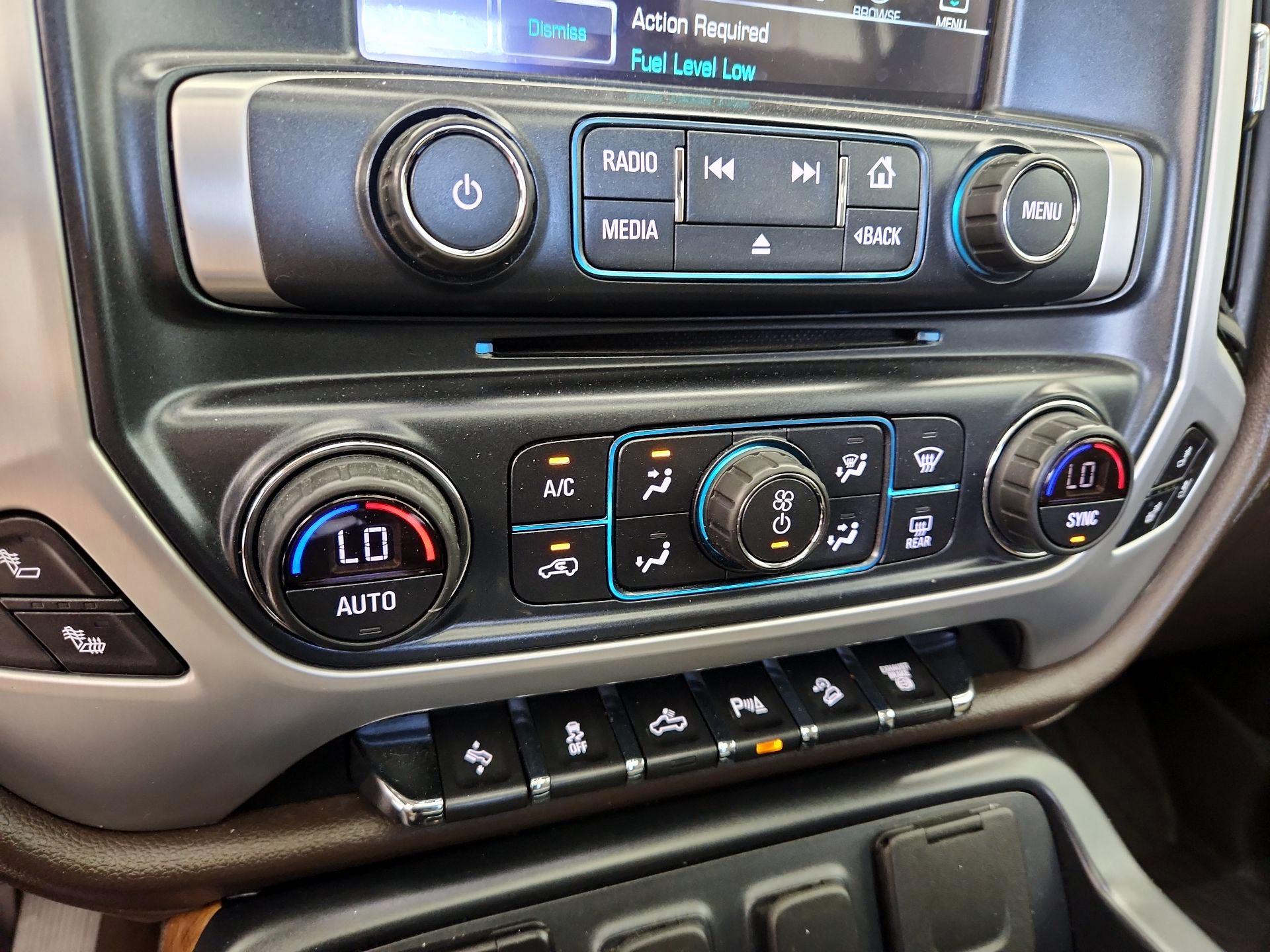 Thumbnail: 2018 GMC Sierra 2500 - 17
