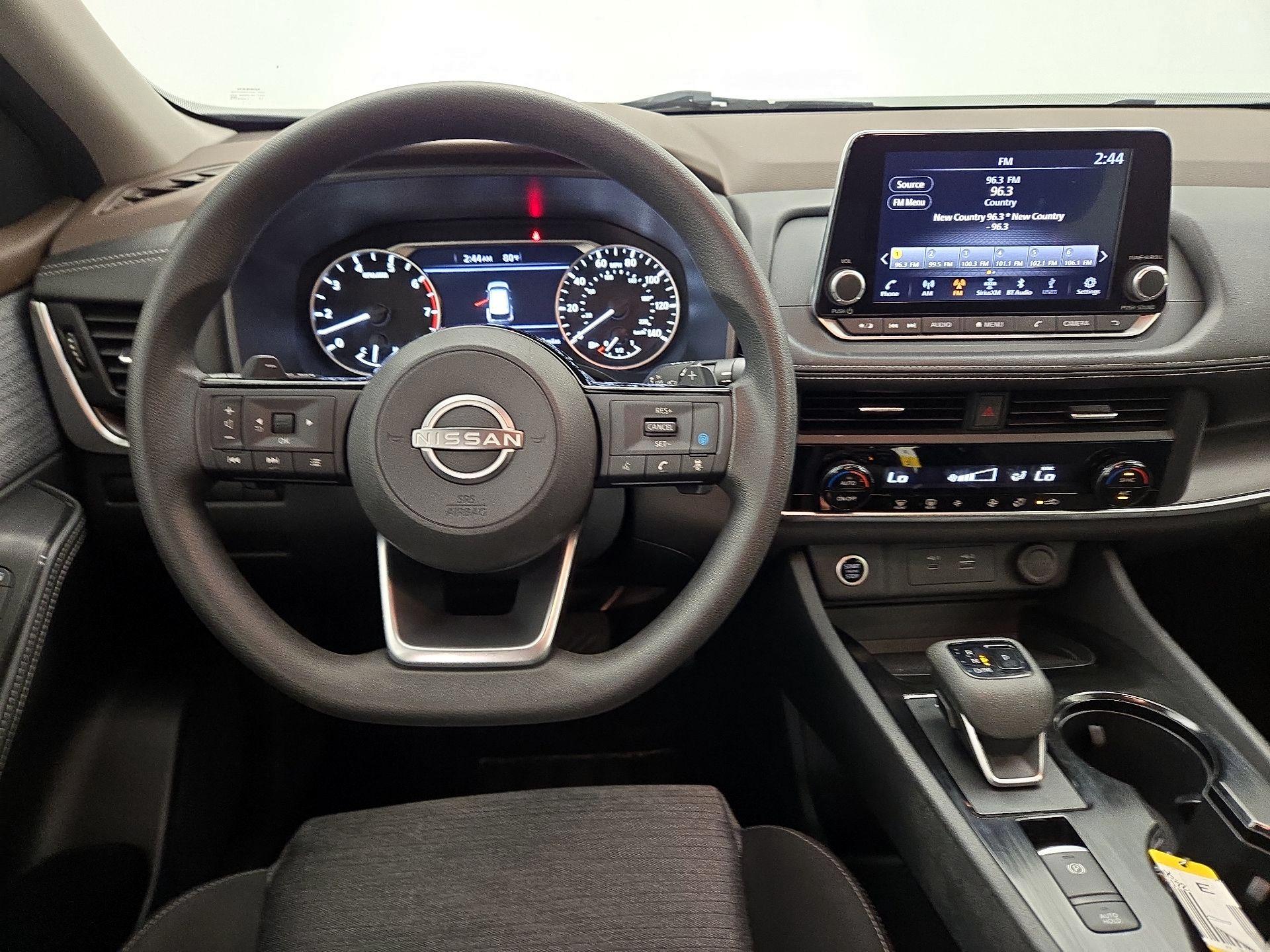 Thumbnail: 2023 Nissan Rogue - 10