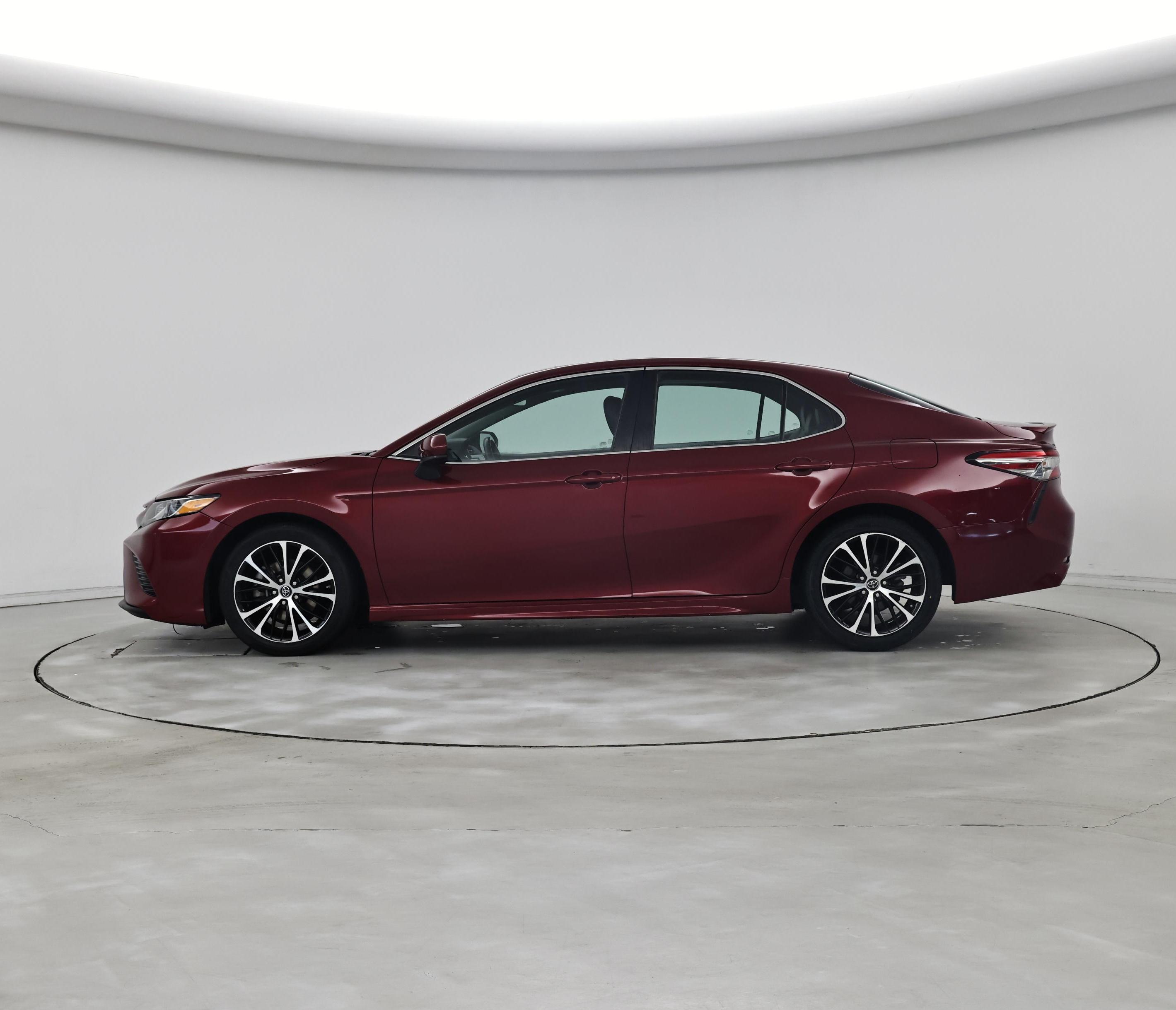 Thumbnail: 2018 Toyota Camry - 3
