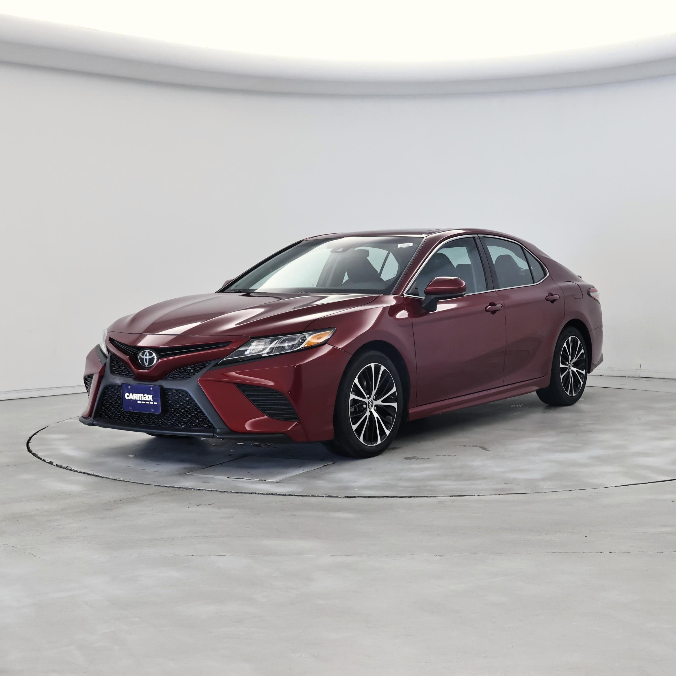 Thumbnail: 2018 Toyota Camry - 4