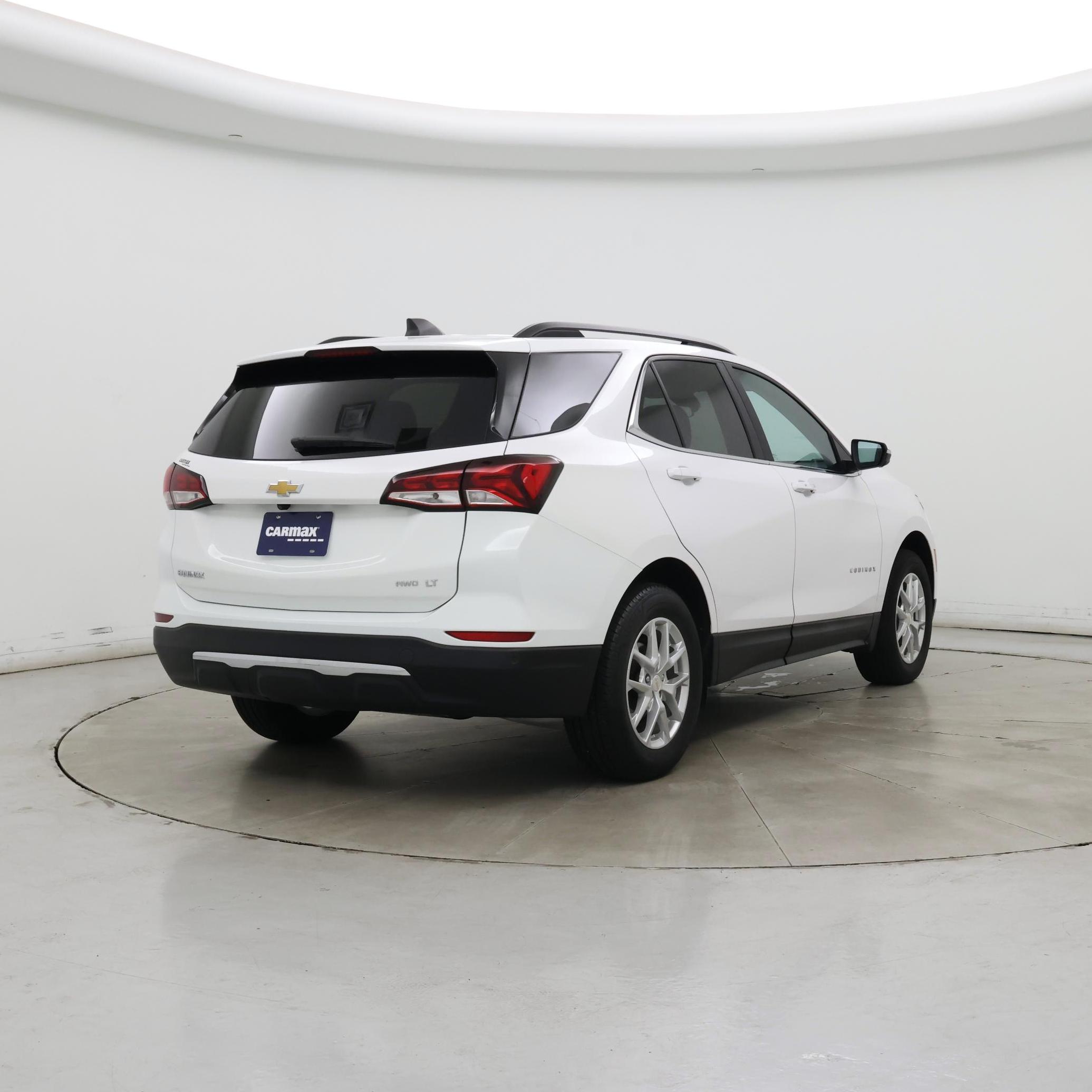 Thumbnail: 2022 Chevrolet Equinox - 8