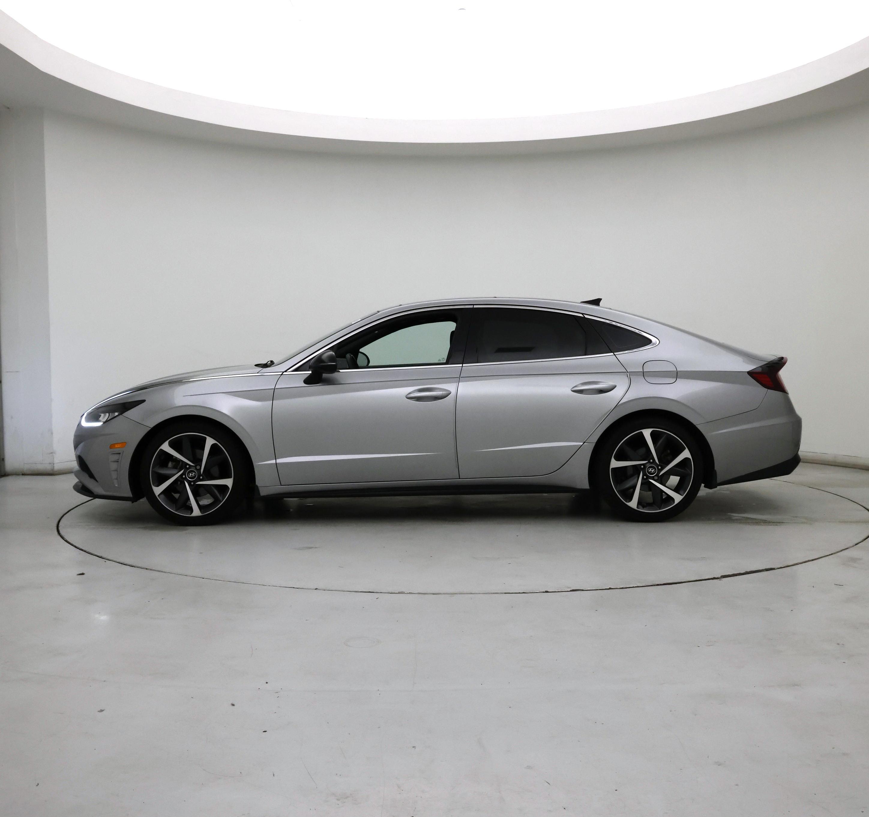 Thumbnail: 2021 Hyundai Sonata - 3