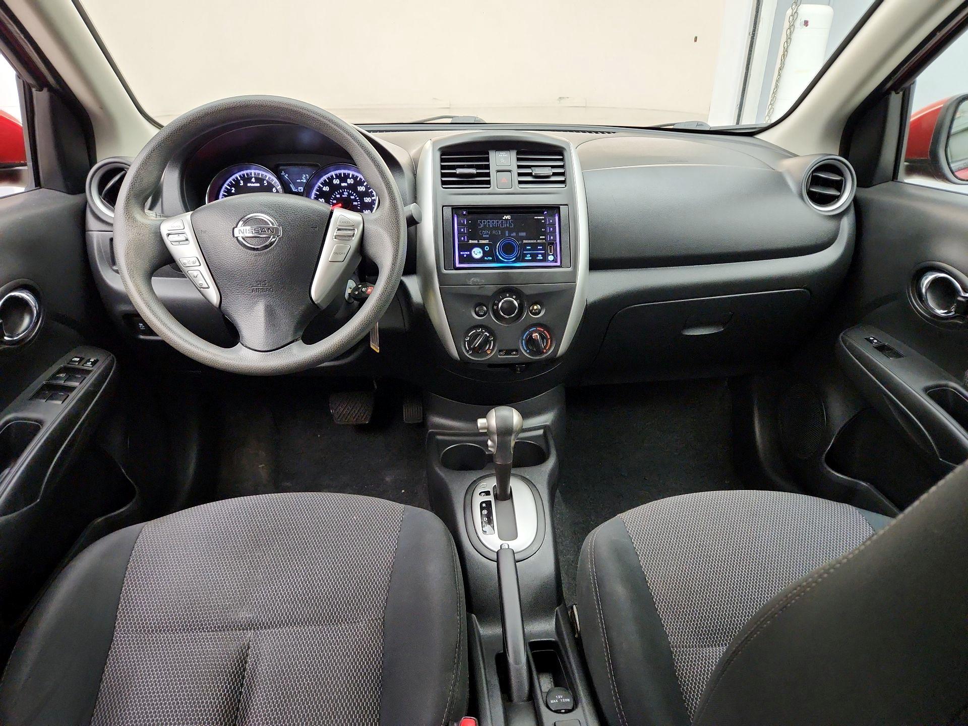 Thumbnail: 2015 Nissan Versa - 9