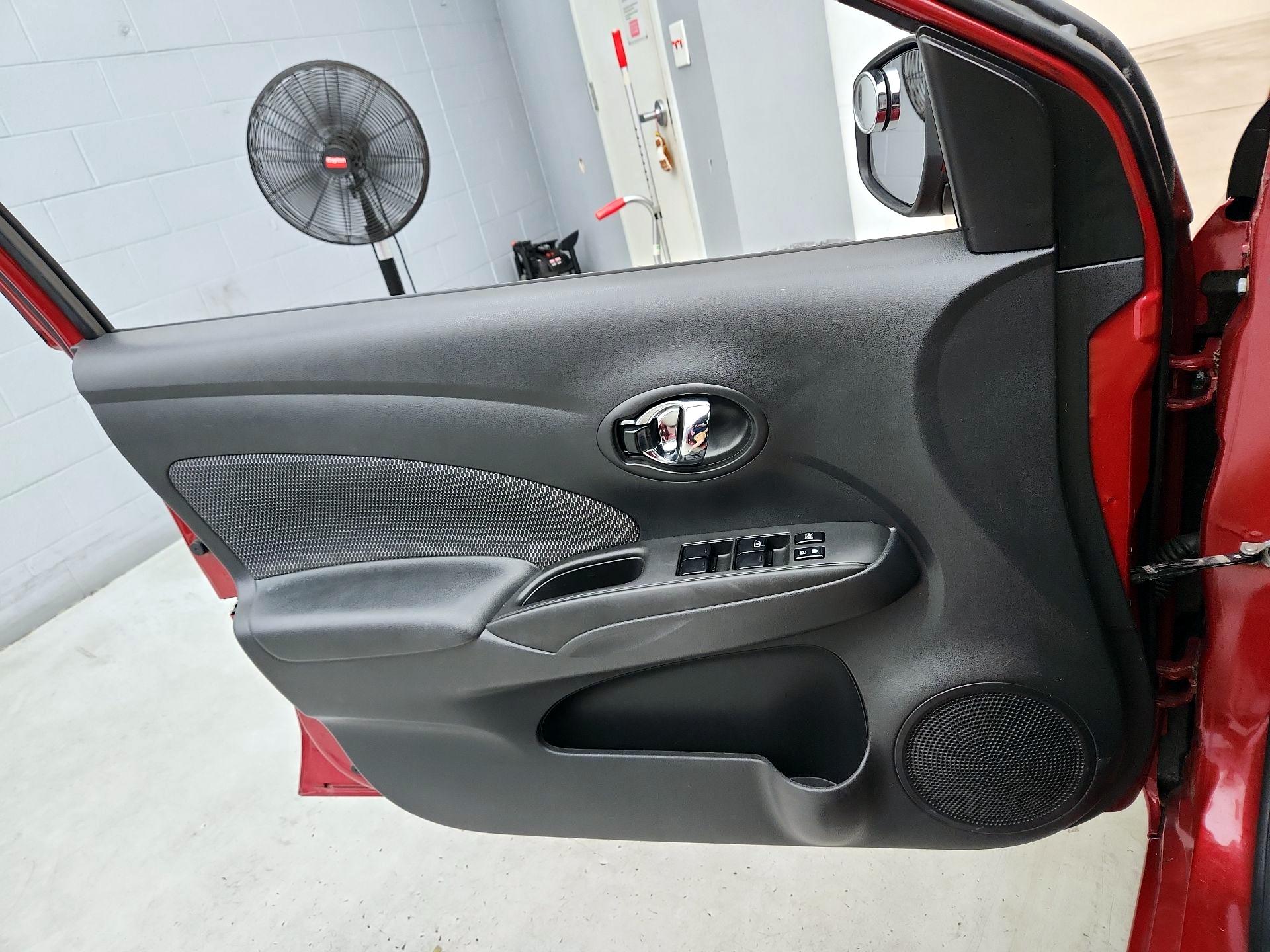 Thumbnail: 2015 Nissan Versa - 12
