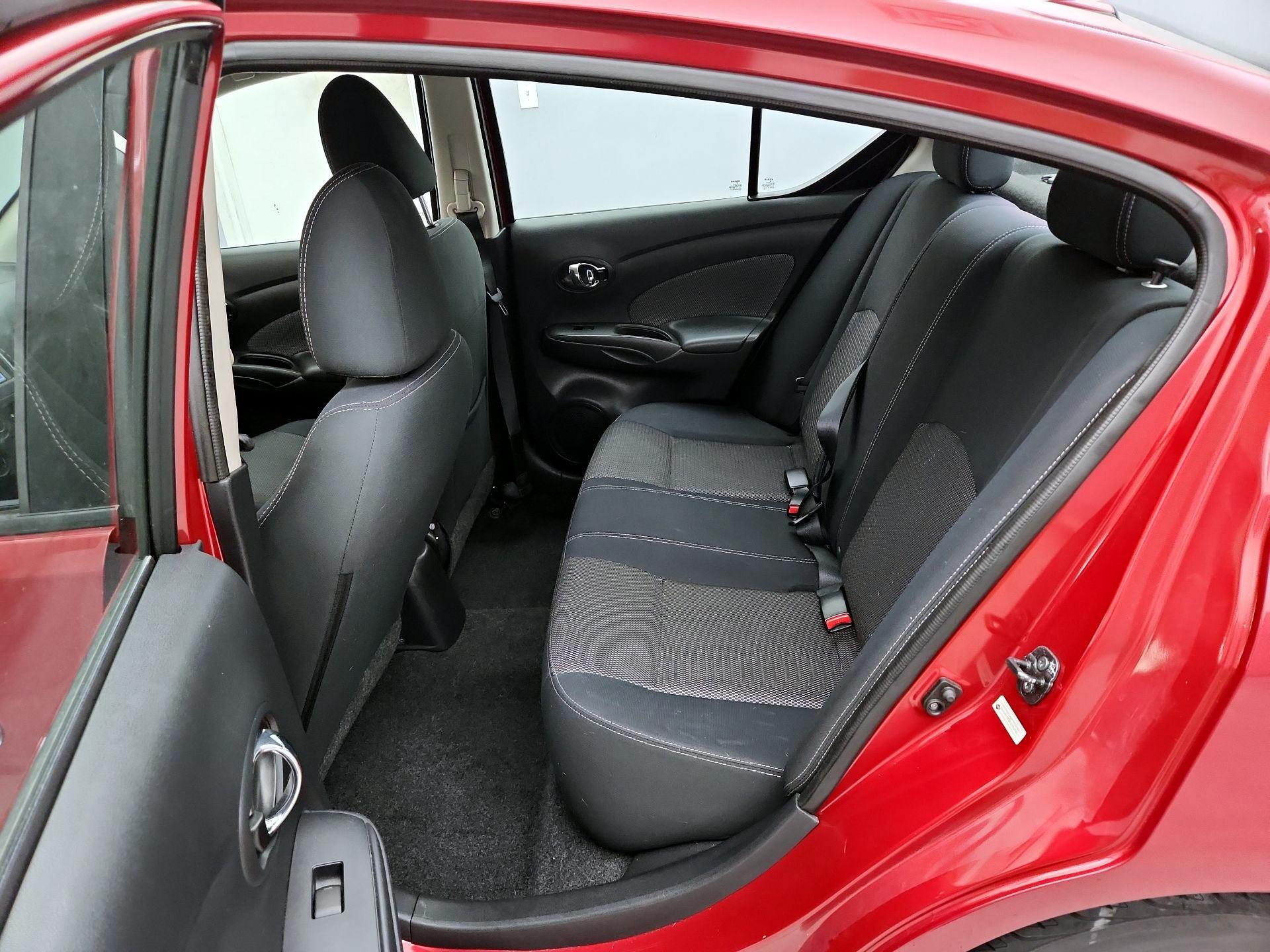 Thumbnail: 2015 Nissan Versa - 18