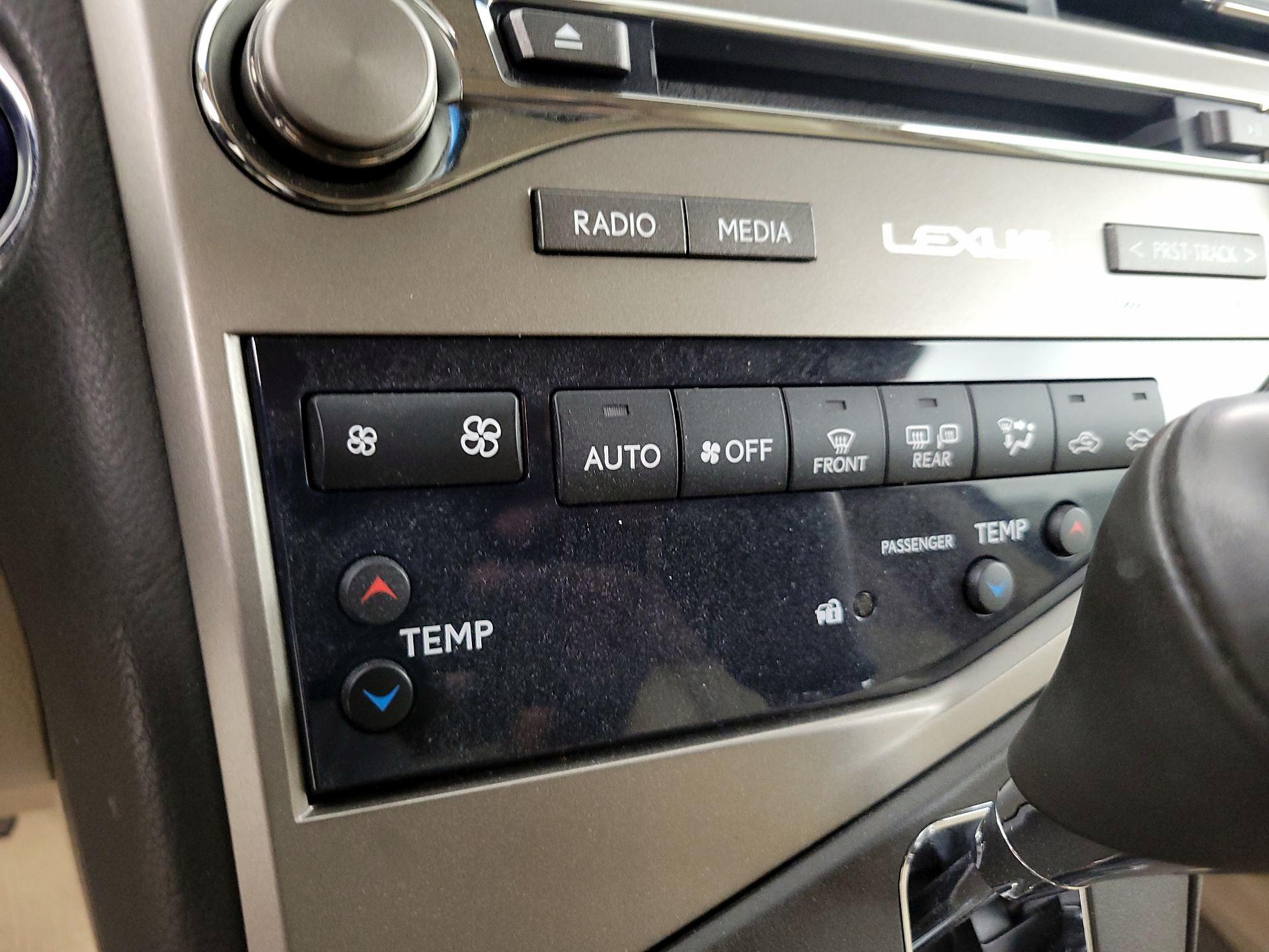 Thumbnail: 2015 Lexus RX - 16