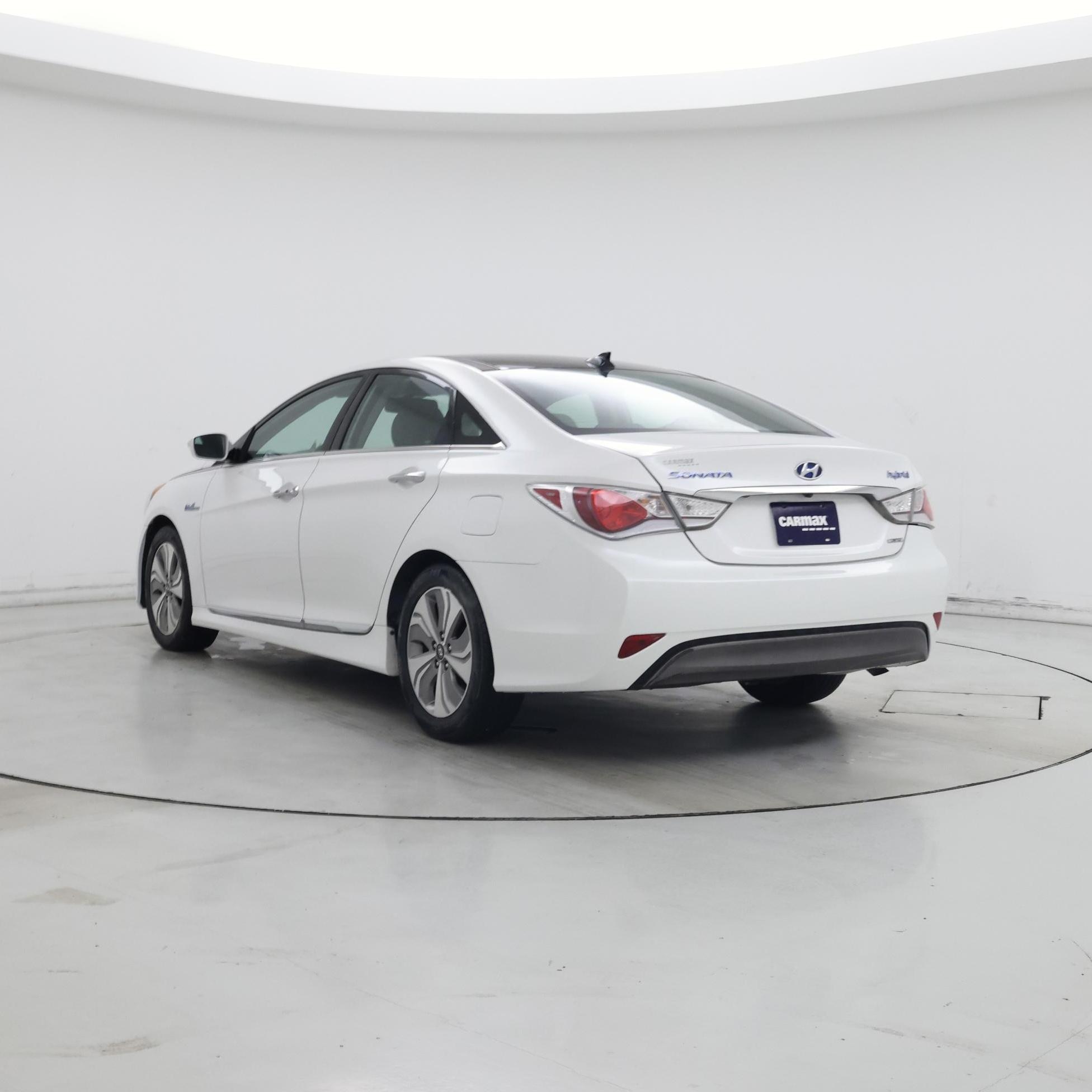 Thumbnail: 2015 Hyundai Sonata - 2