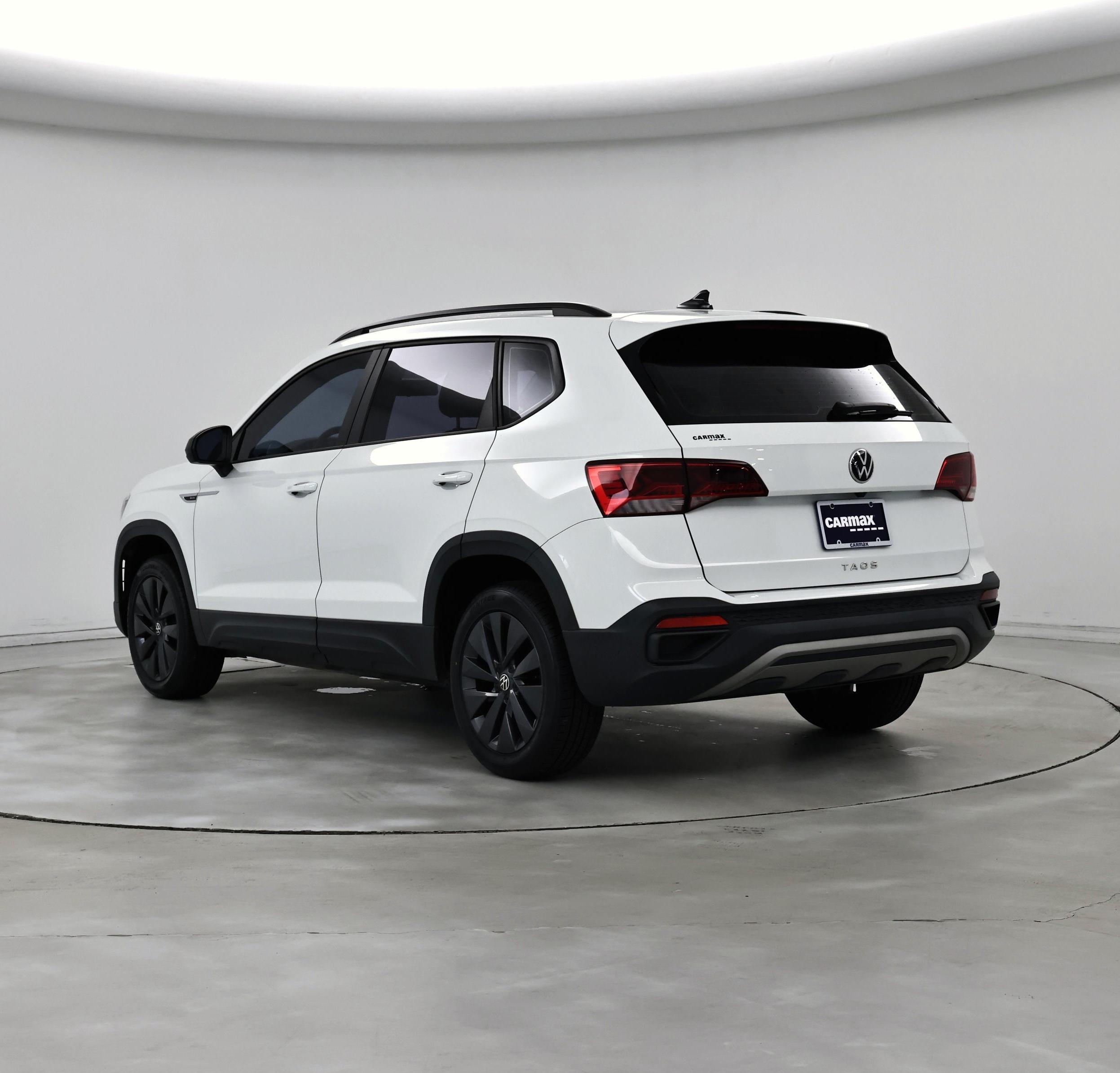 Thumbnail: 2022 Volkswagen Taos - 2