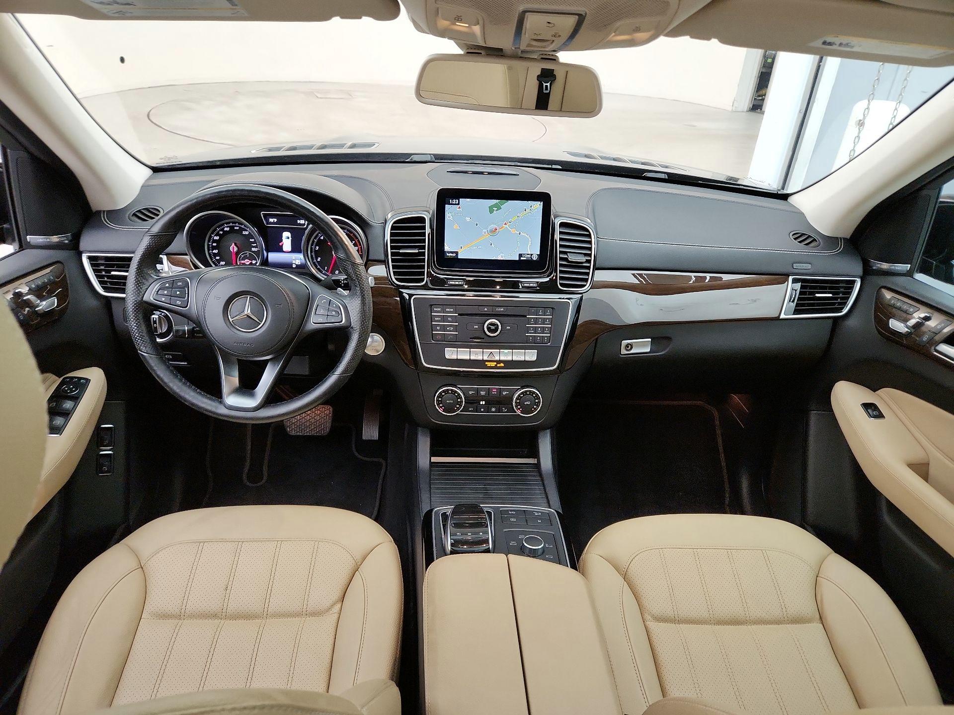 Thumbnail: 2019 Mercedes-Benz GLS - 9