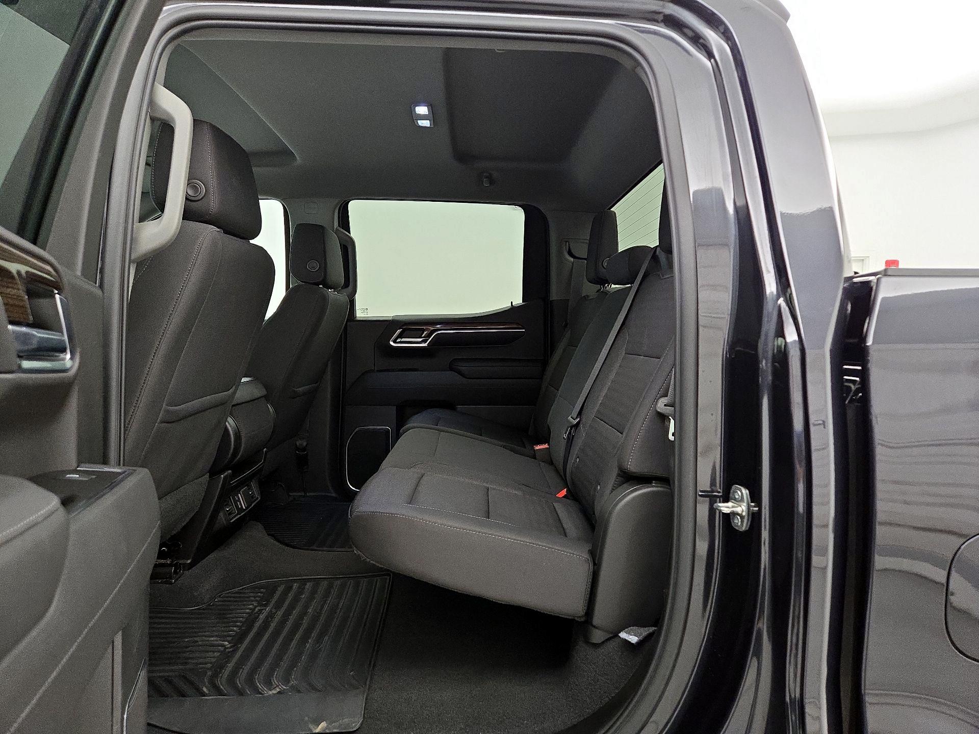 Thumbnail: 2022 Chevrolet Silverado 1500 - 20