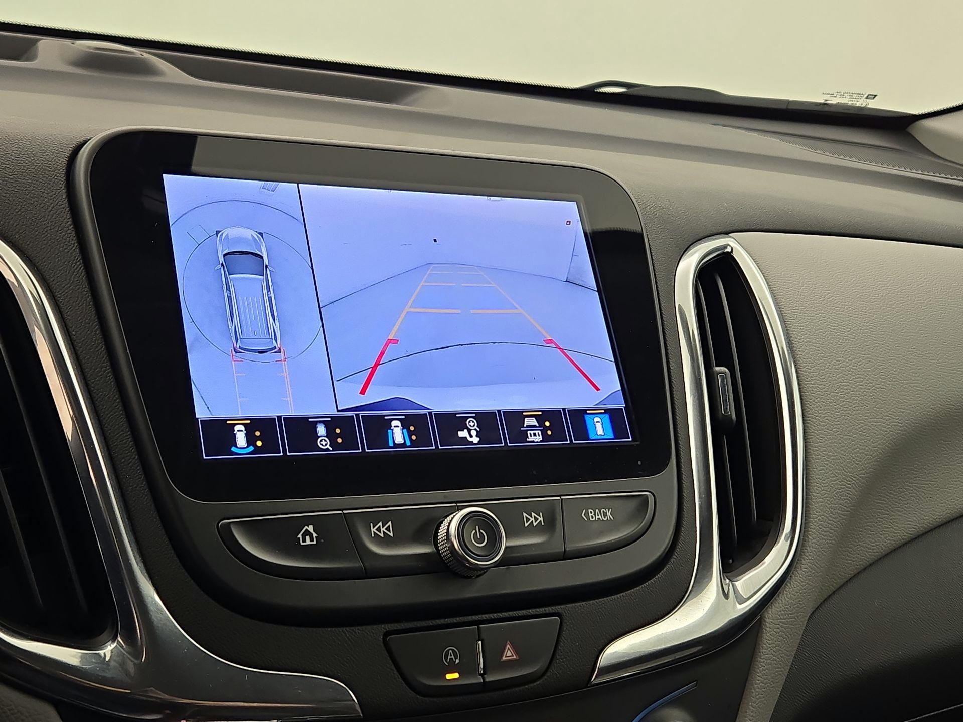 Thumbnail: 2022 Chevrolet Equinox - 15