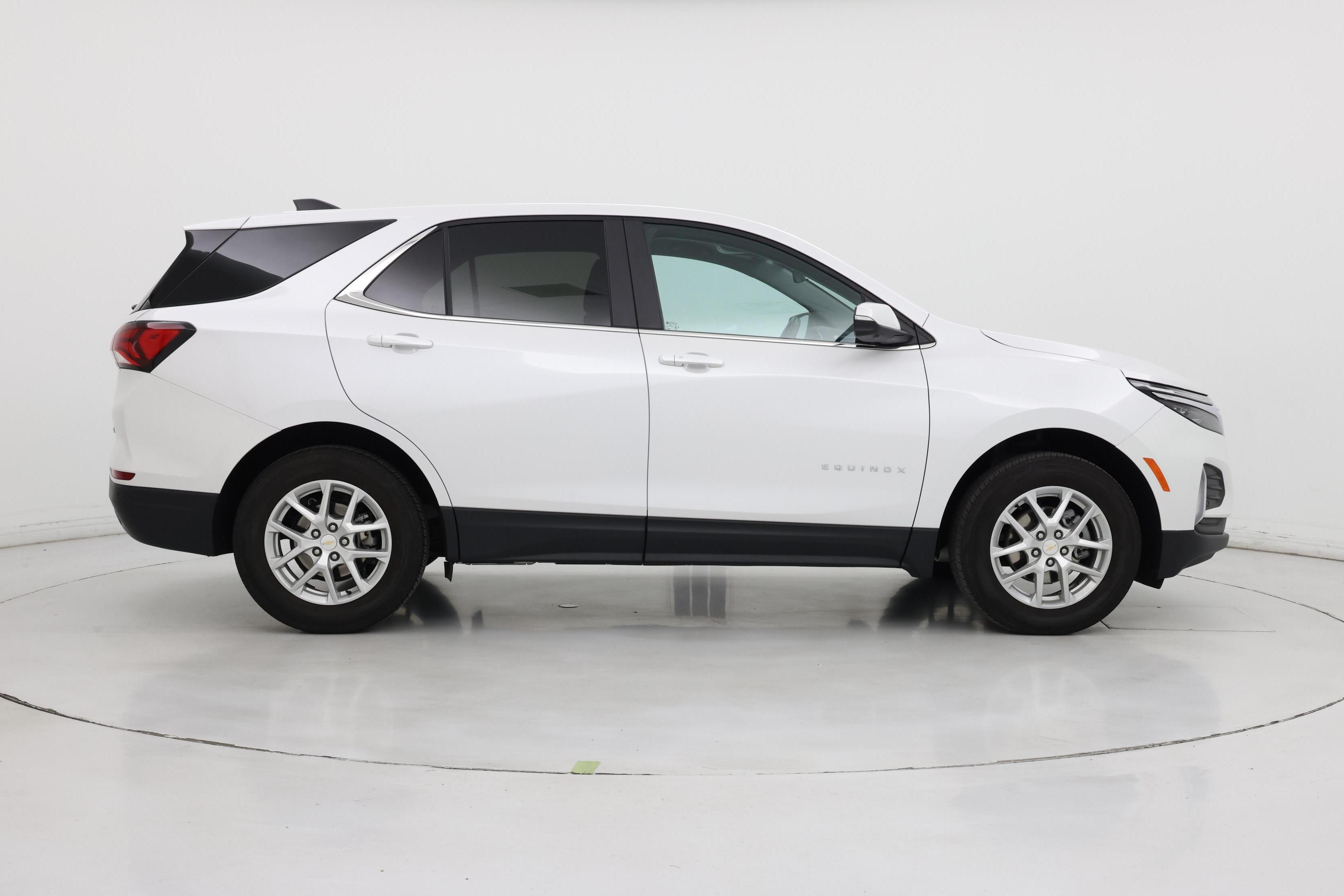 Thumbnail: 2022 Chevrolet Equinox - 7
