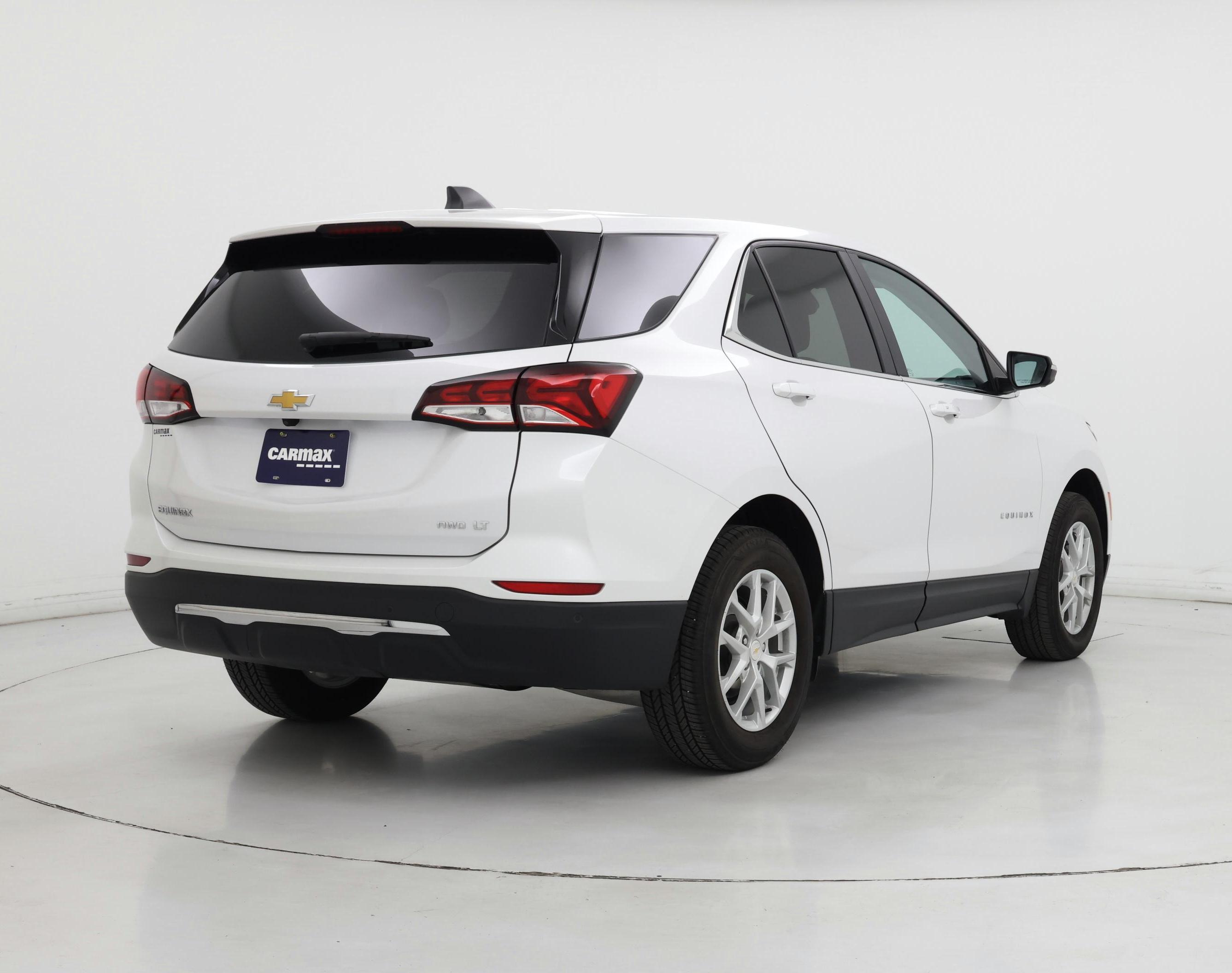 Thumbnail: 2022 Chevrolet Equinox - 8