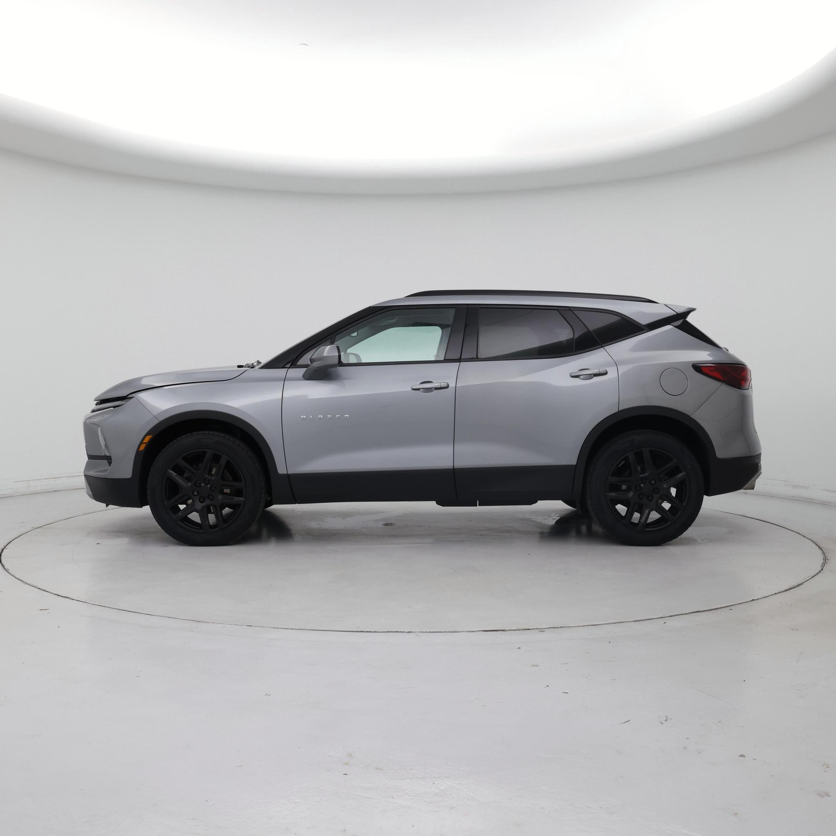 Thumbnail: 2023 Chevrolet Blazer - 3