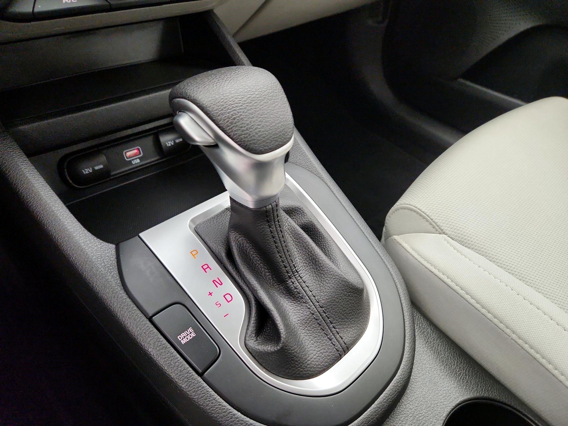 Thumbnail: 2022 Kia Forte - 17