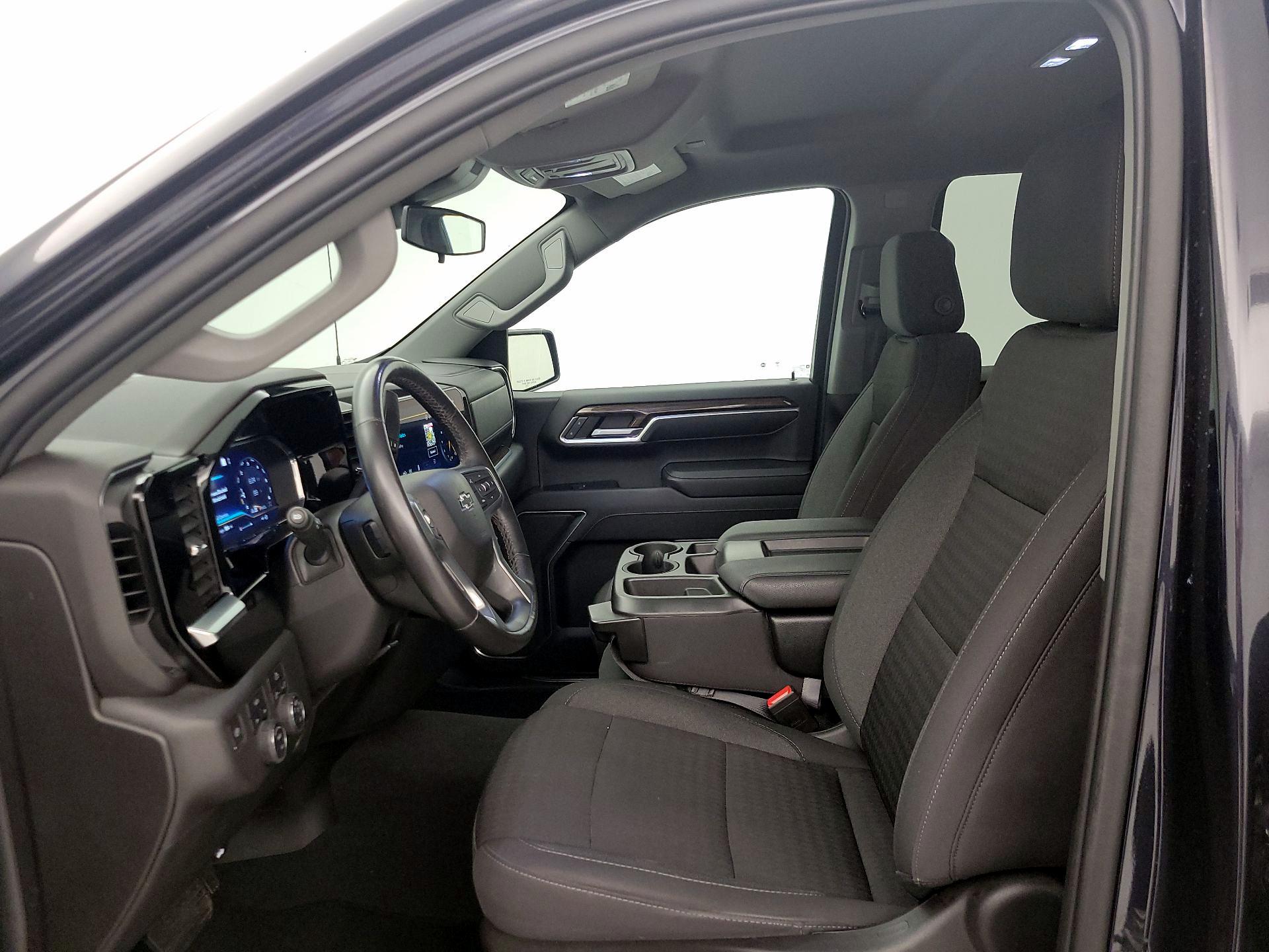 Thumbnail: 2022 Chevrolet Silverado 1500 - 11